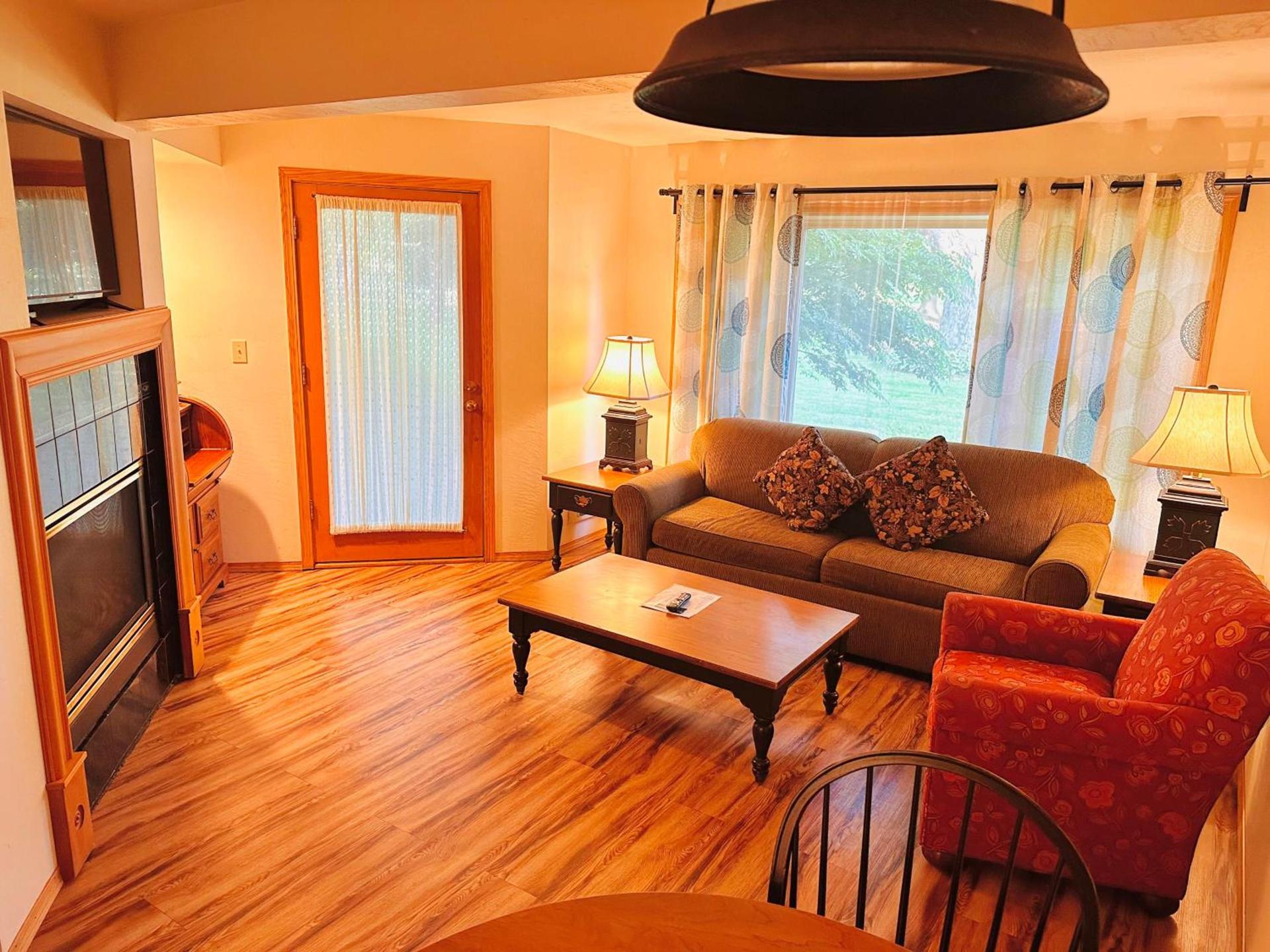 The Lodge at Leathem Smith photo 35