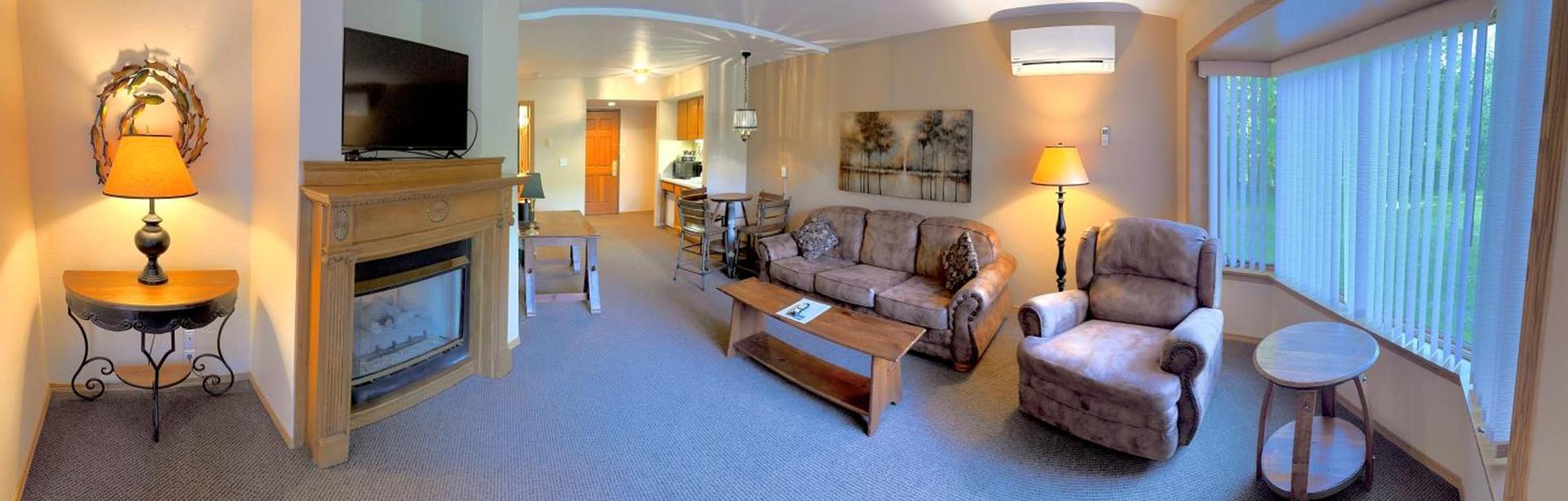 The Lodge at Leathem Smith photo 41