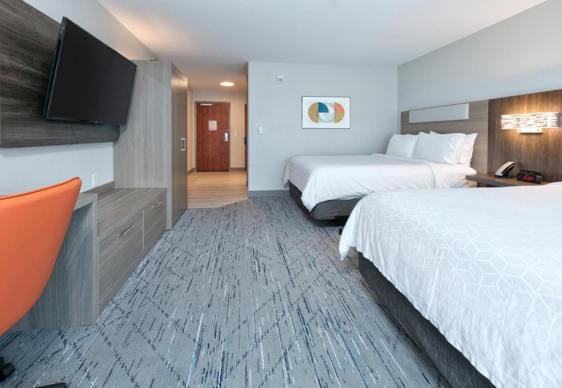 Holiday Inn Express Hotel & Suites Shakopee by IHG photo 36