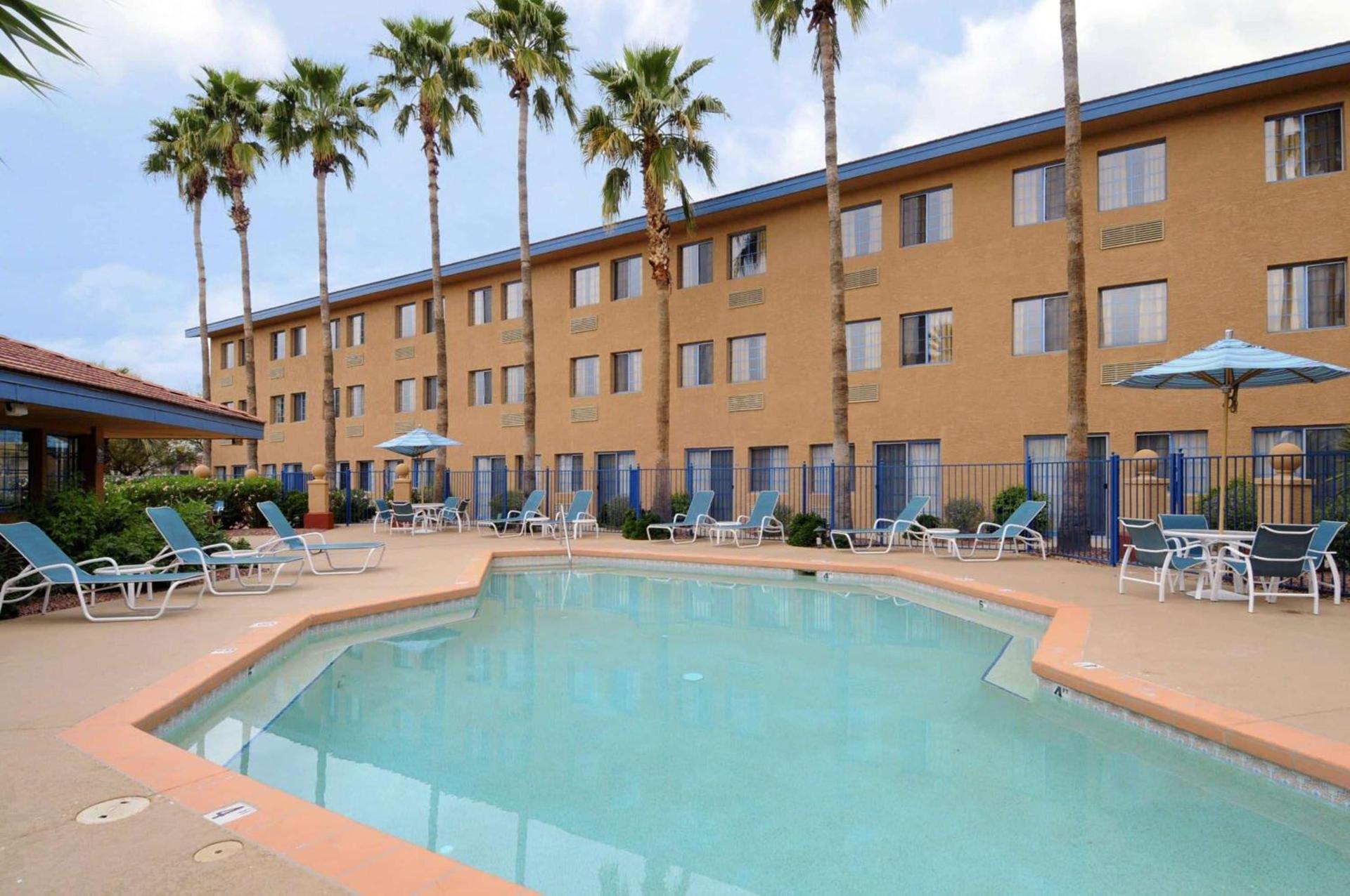 Days Inn & Suites by Wyndham Mesa Near Phoenix photo 3