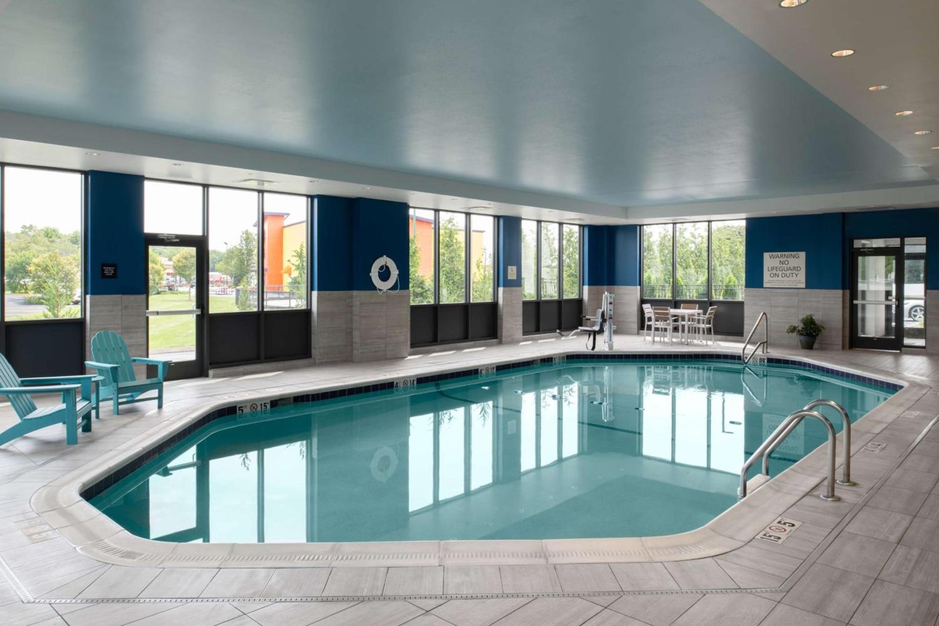 Hampton Inn Seekonk photo 10