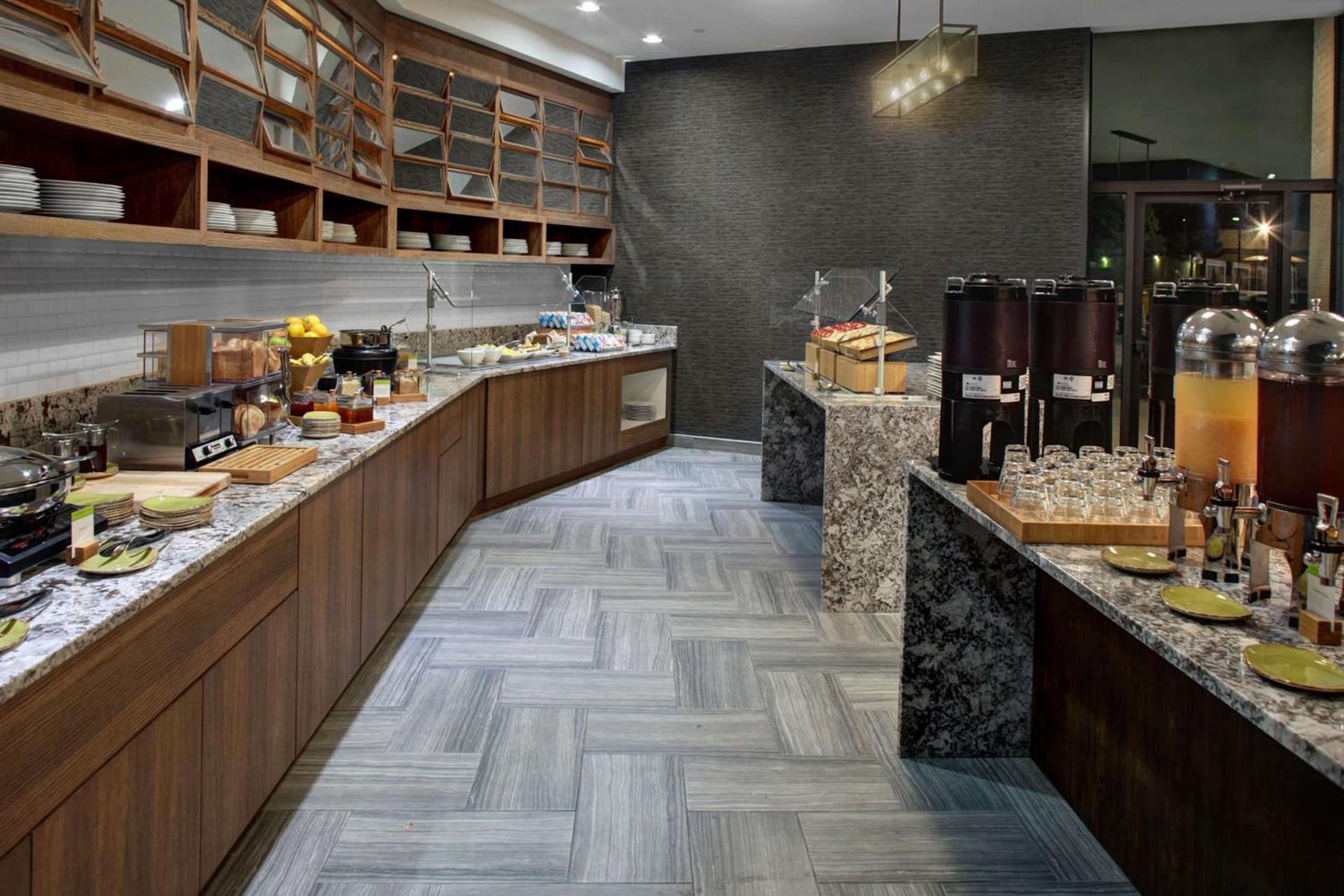 Doubletree by Hilton Arlington DFW South photo 7