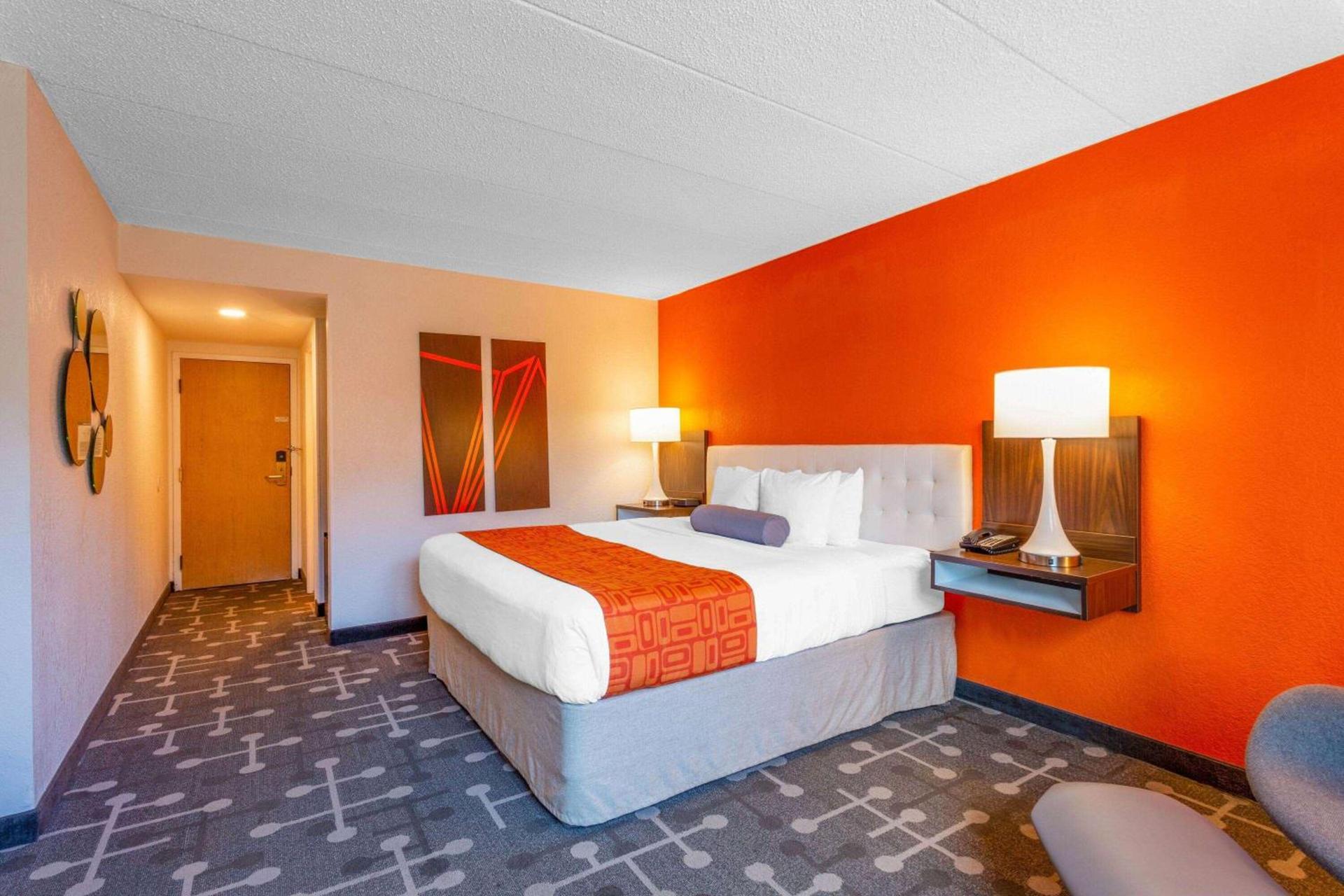 Howard Johnson by Wyndham Portsmouth photo 8