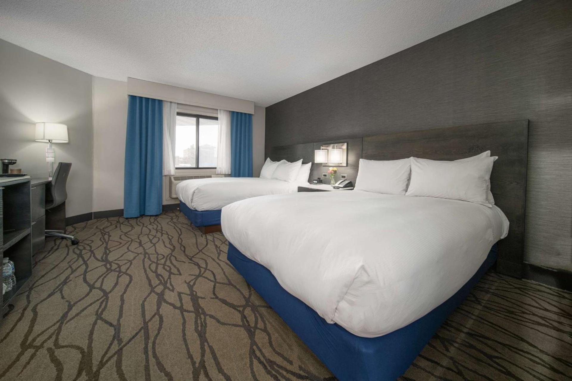 DoubleTree by Hilton Racine Harbourwalk photo 39