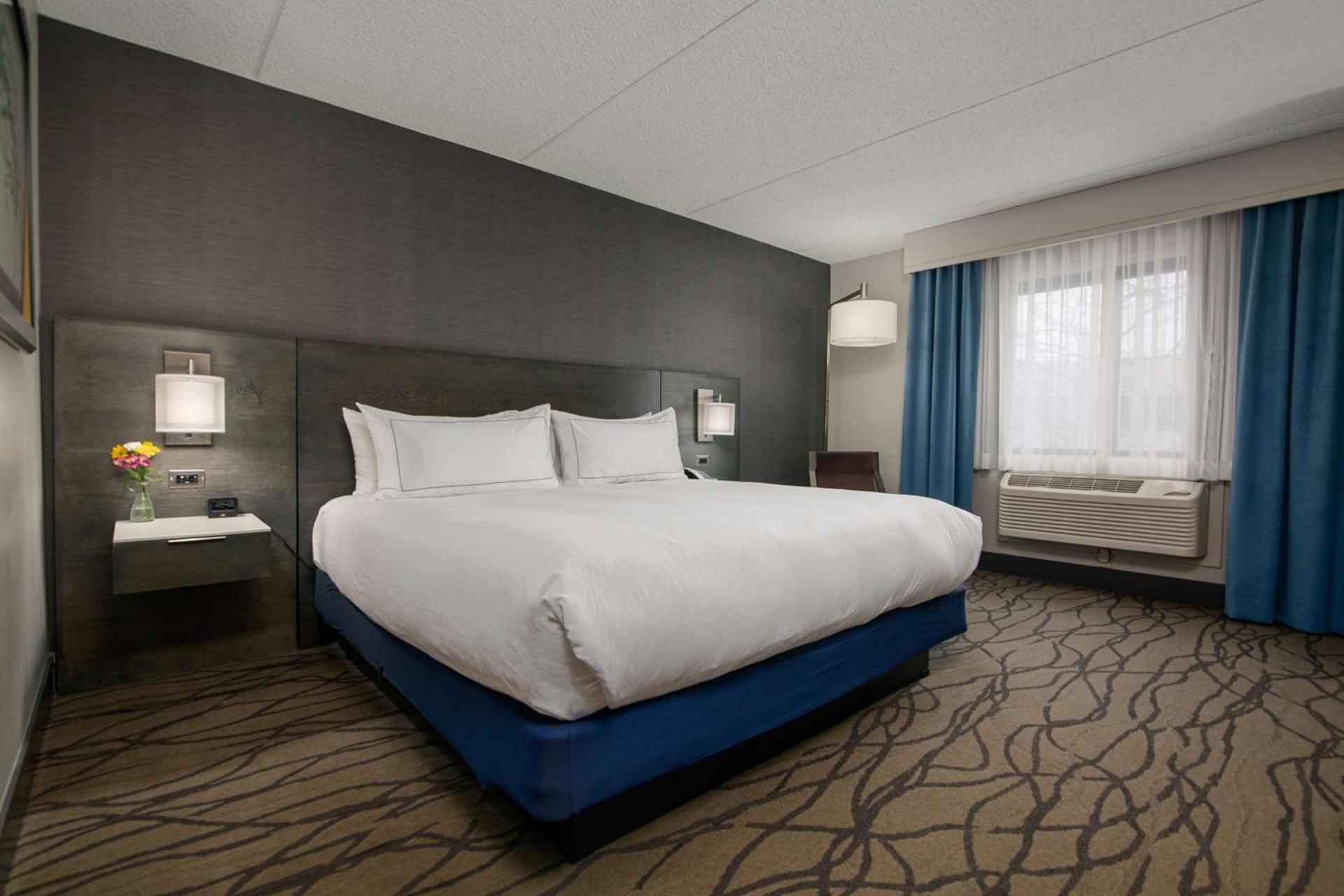 DoubleTree by Hilton Racine Harbourwalk photo 38