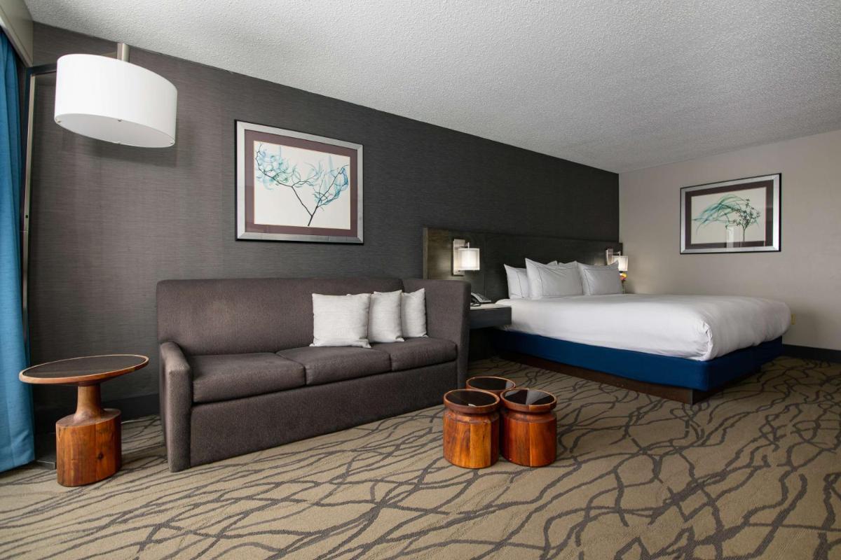 DoubleTree by Hilton Racine Harbourwalk photo 41