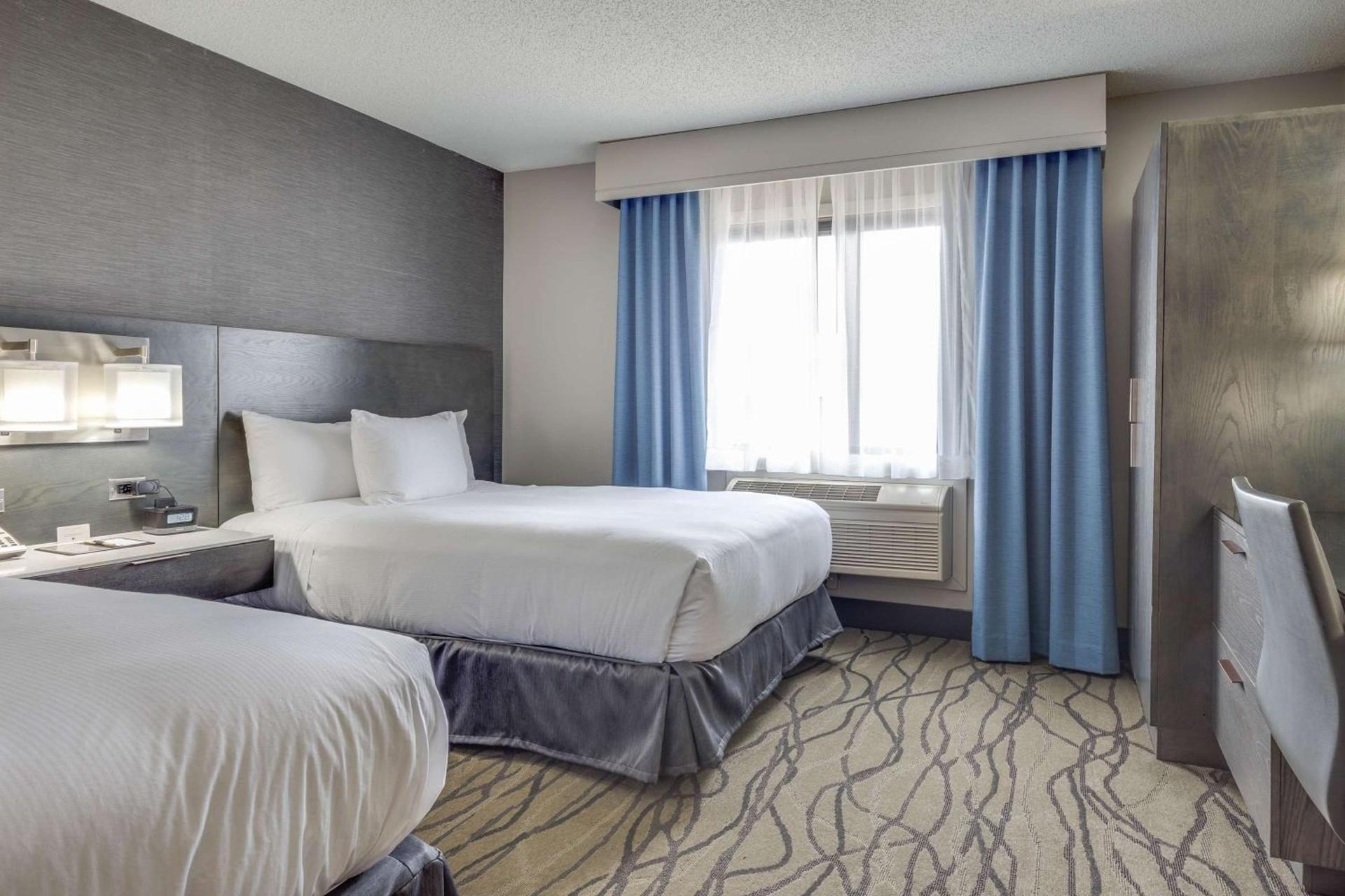 DoubleTree by Hilton Racine Harbourwalk photo 56