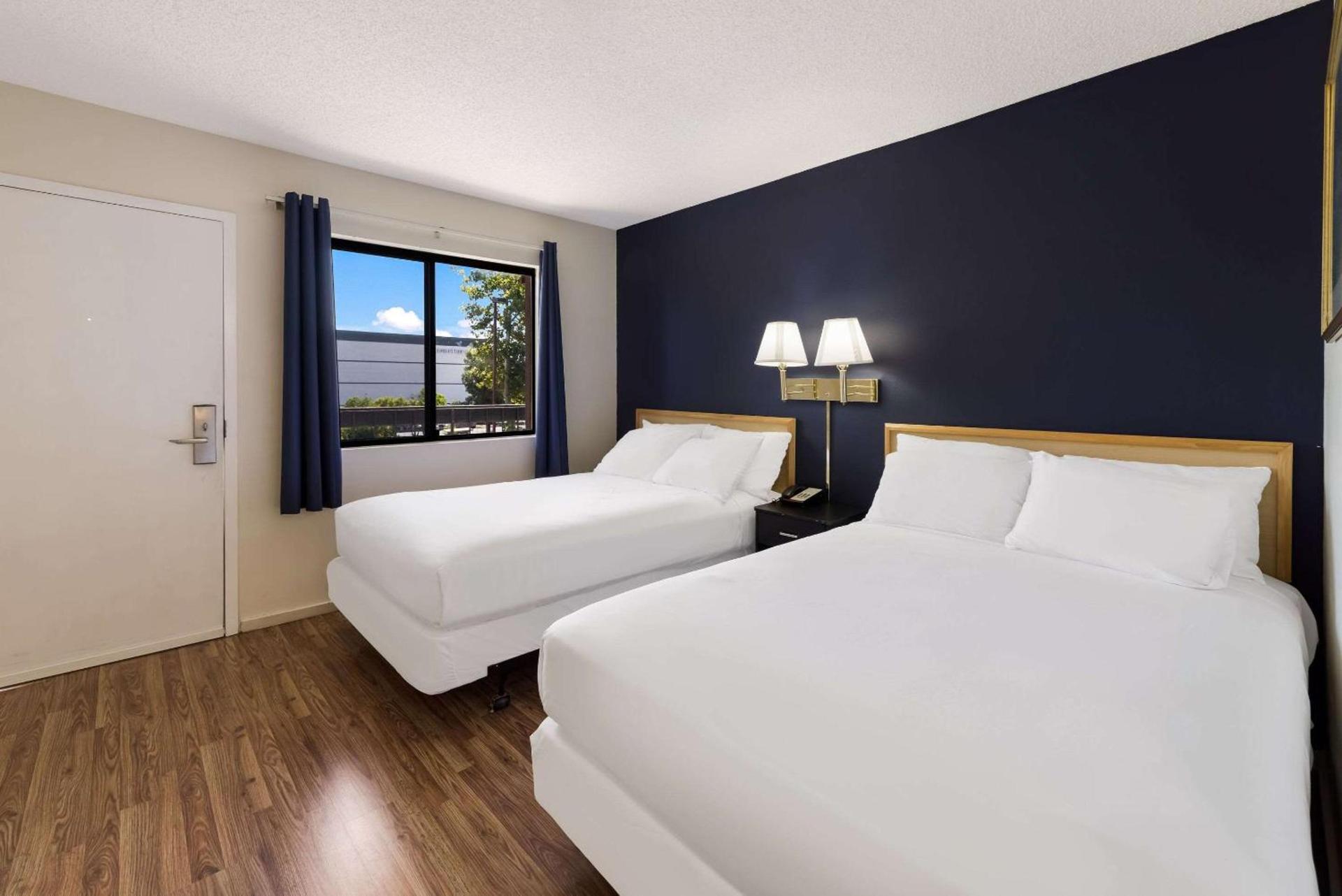Rodeway Inn Livermore photo 7