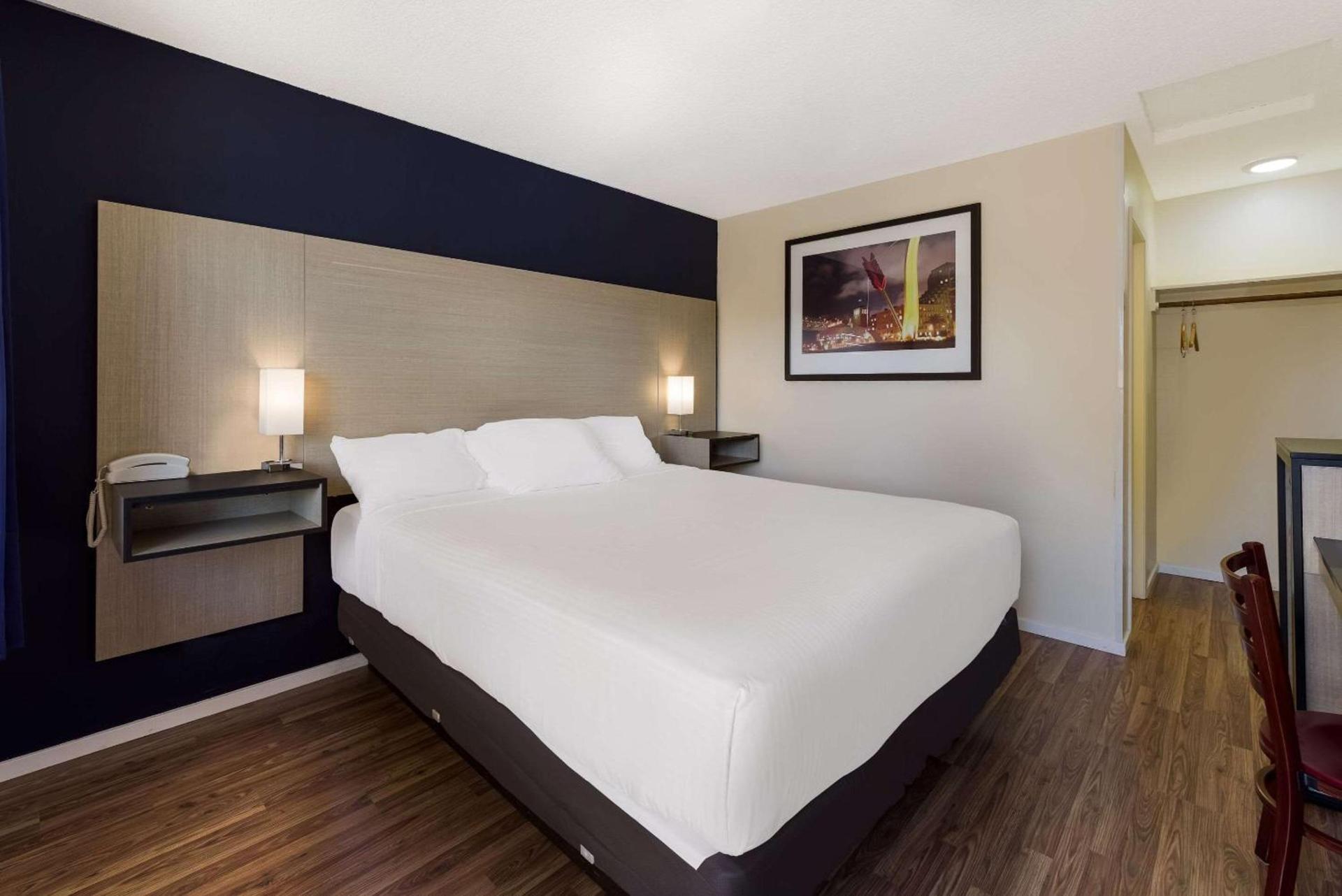Rodeway Inn Livermore photo 17