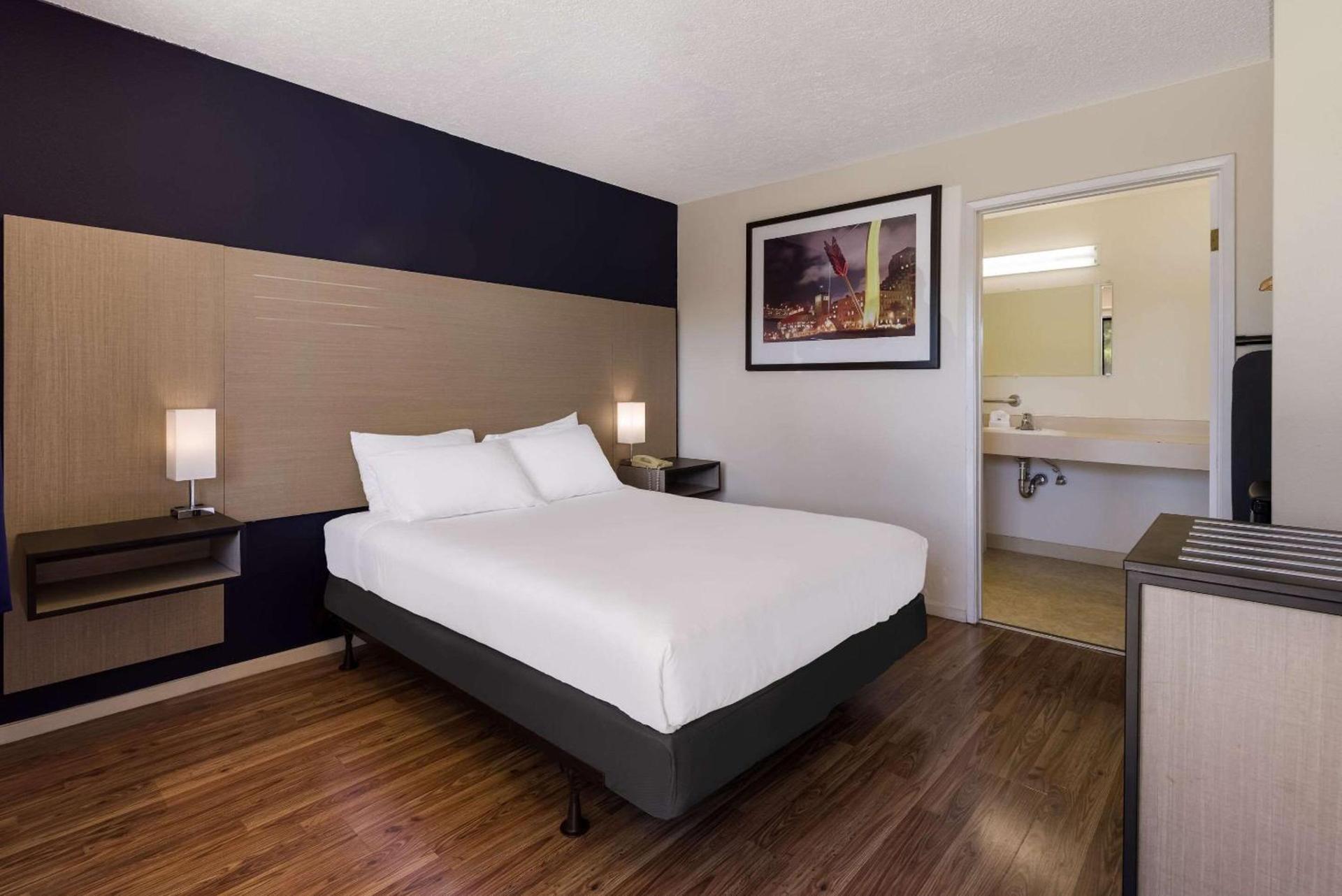 Rodeway Inn Livermore photo 22