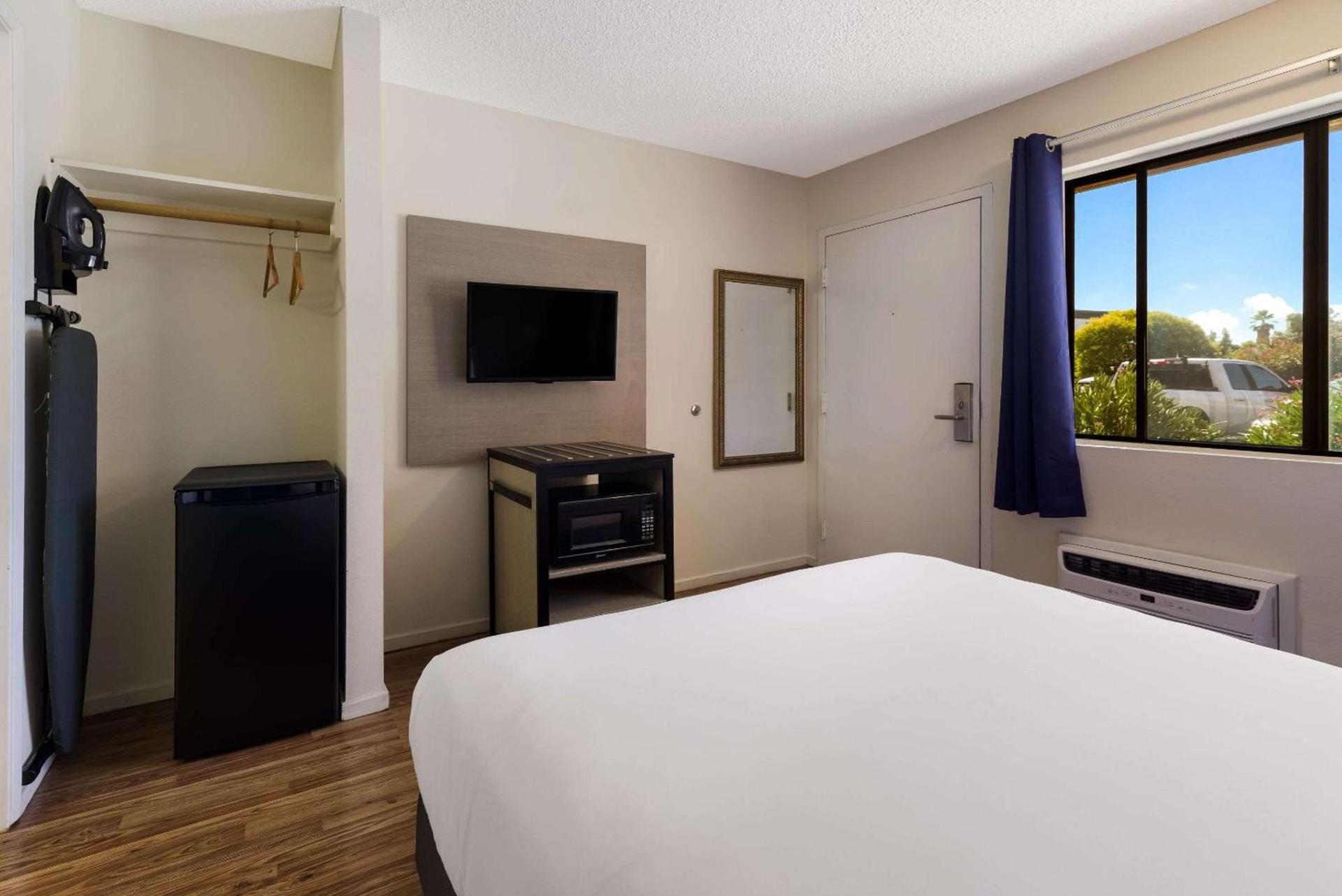Rodeway Inn Livermore photo 26