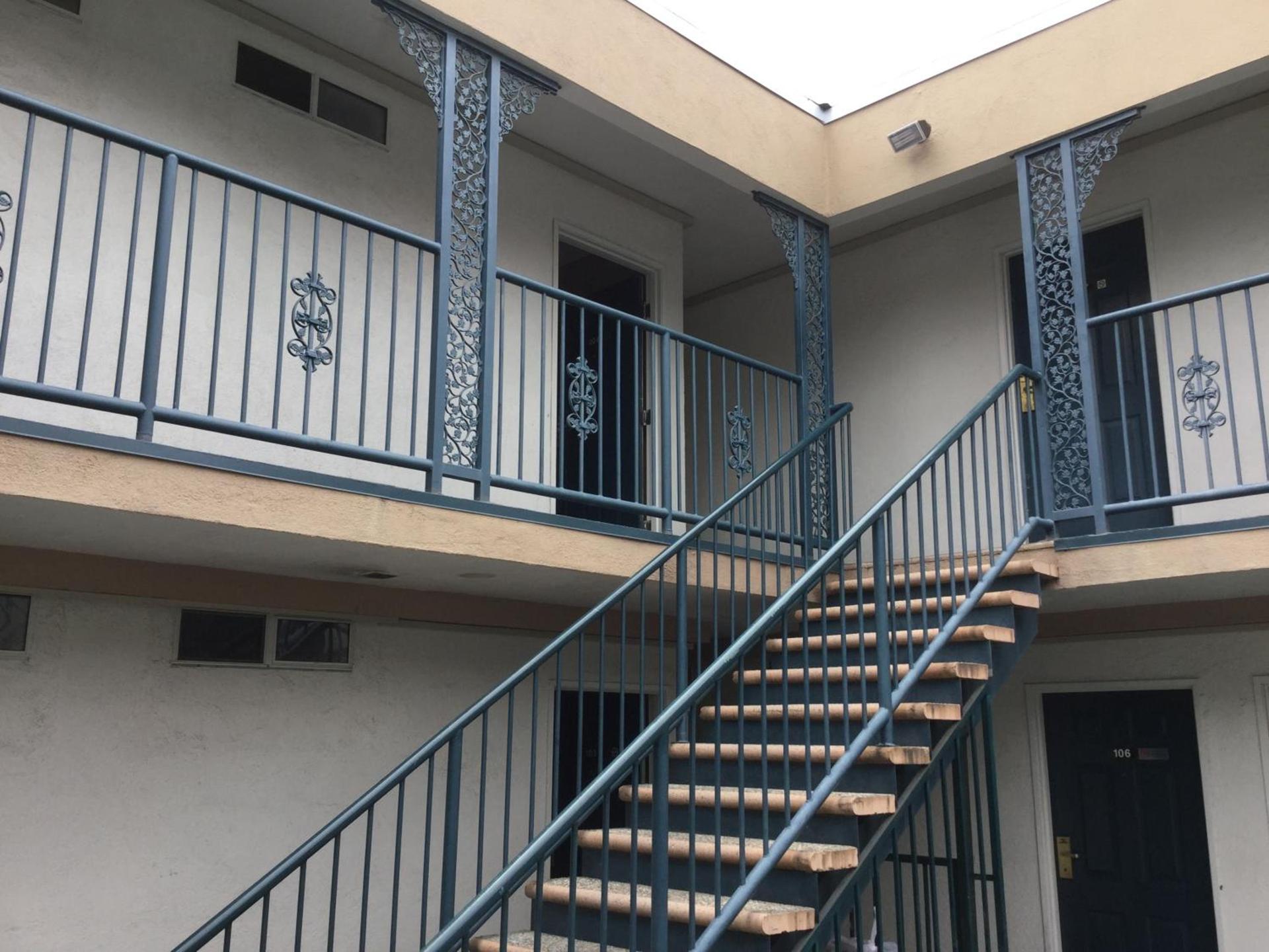 Beverly Inn photo 4