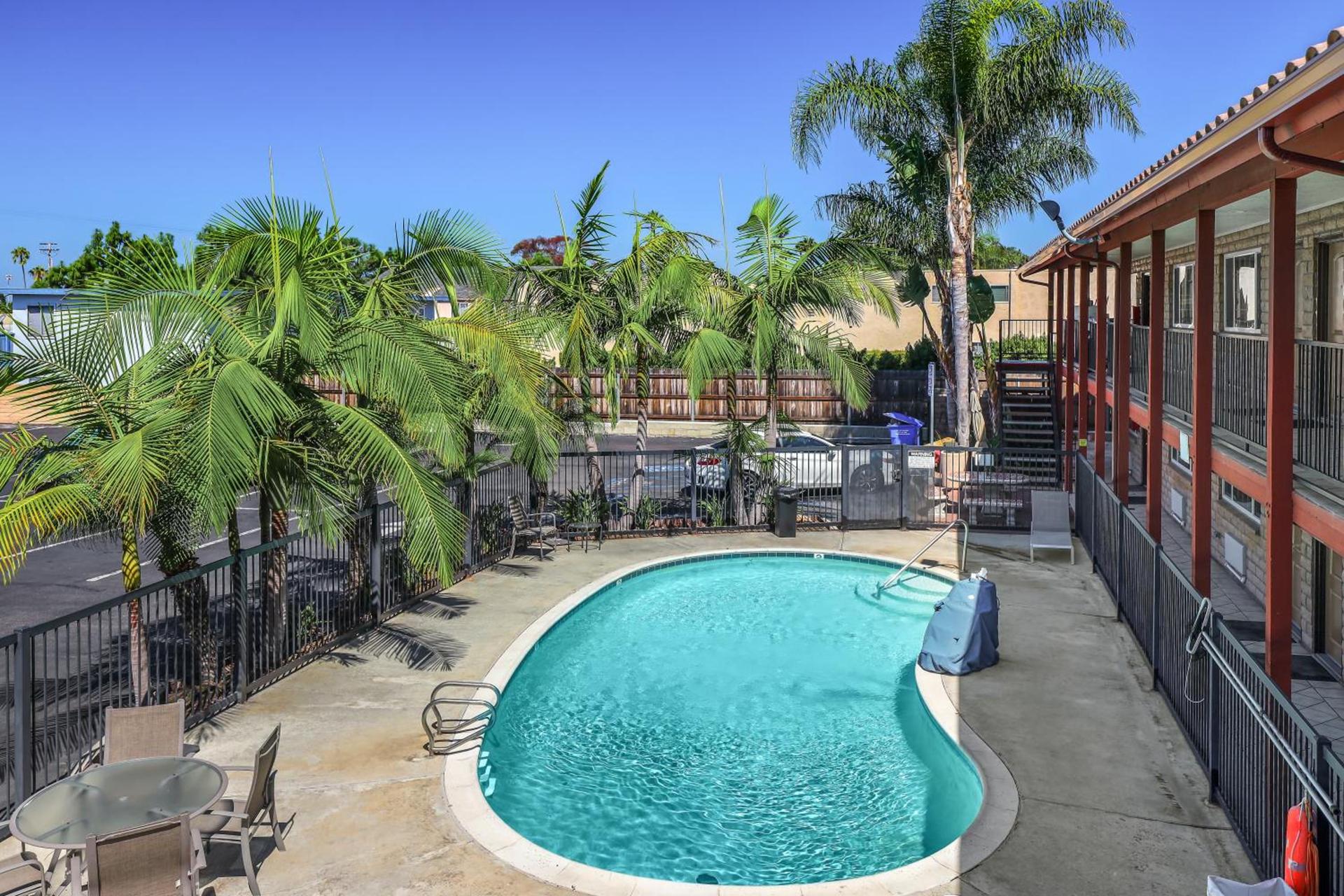 Motel 6 Carlsbad, Ca- North photo 56