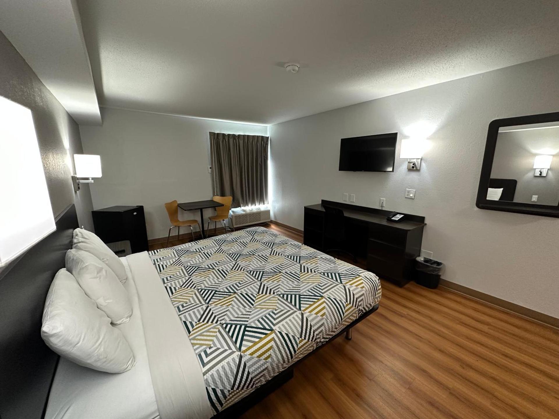 Motel 6-Greensboro, NC - Airport photo 60