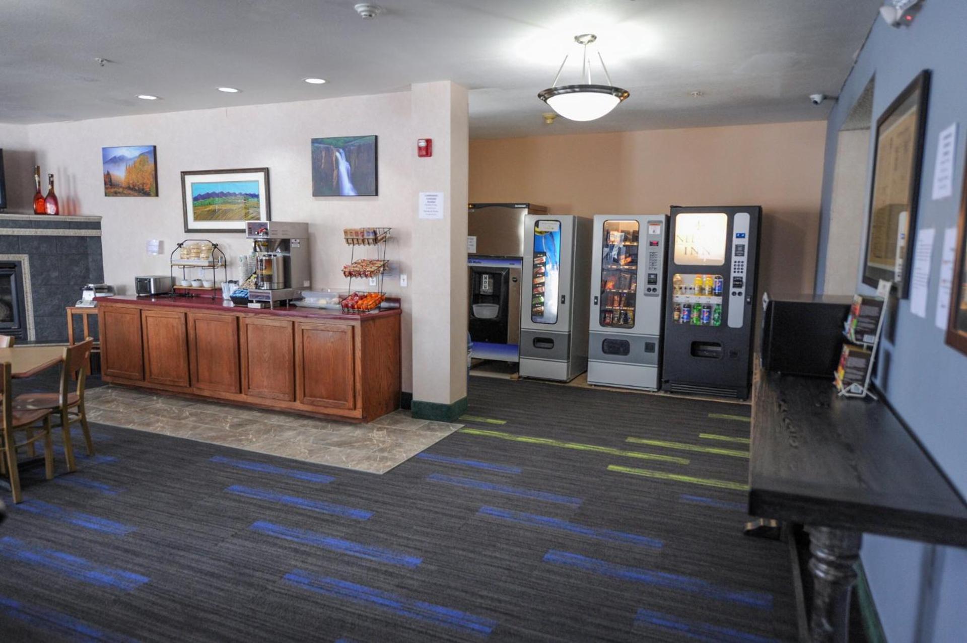 Hotel Yuma photo 48