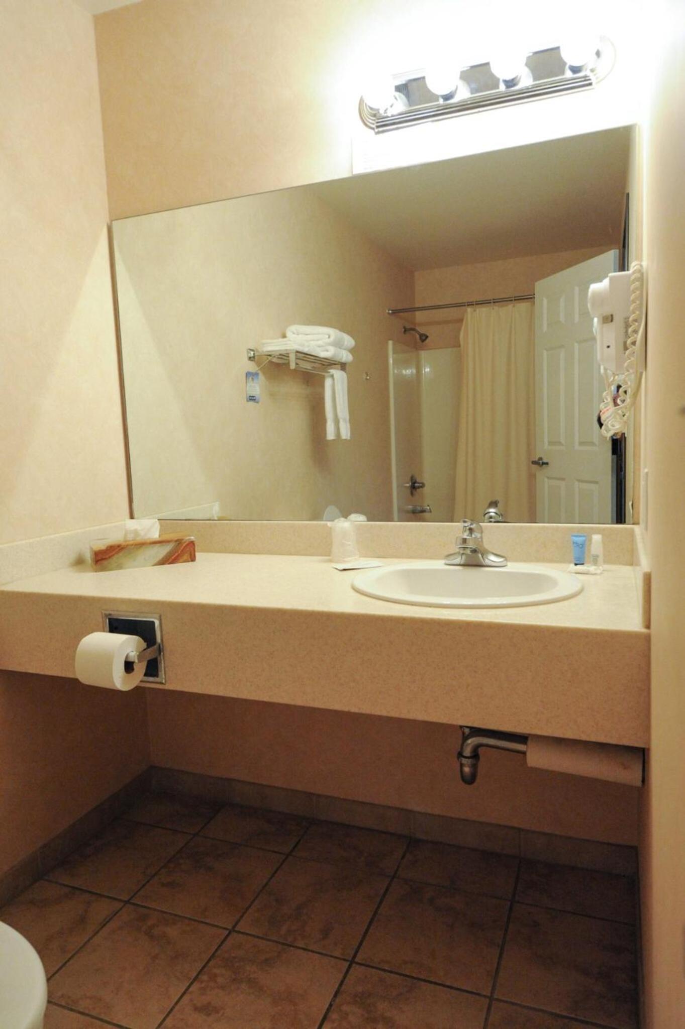 Hotel Yuma photo 52
