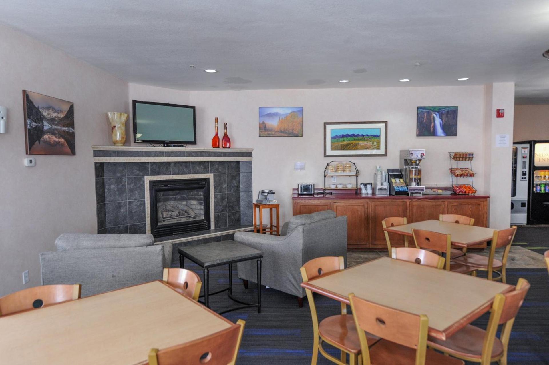 Hotel Yuma photo 56