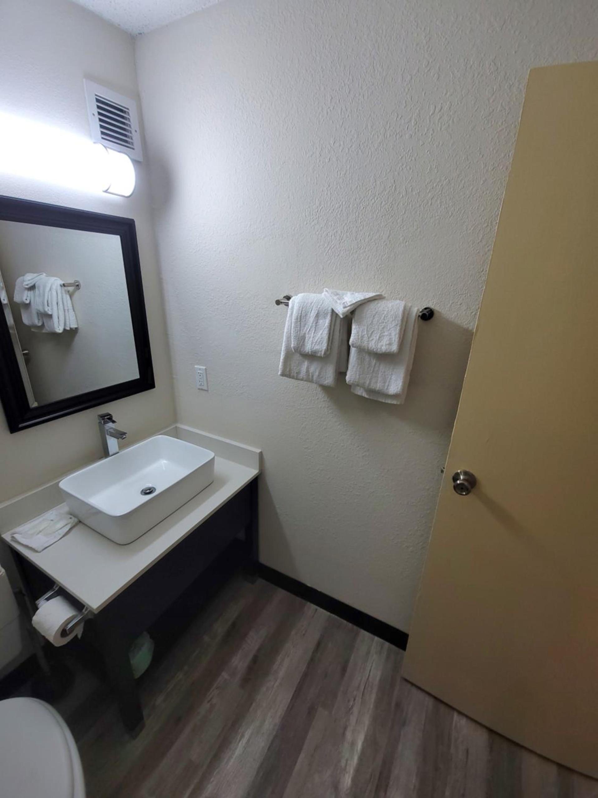 Jackson Hotel And Convention Center photo 18