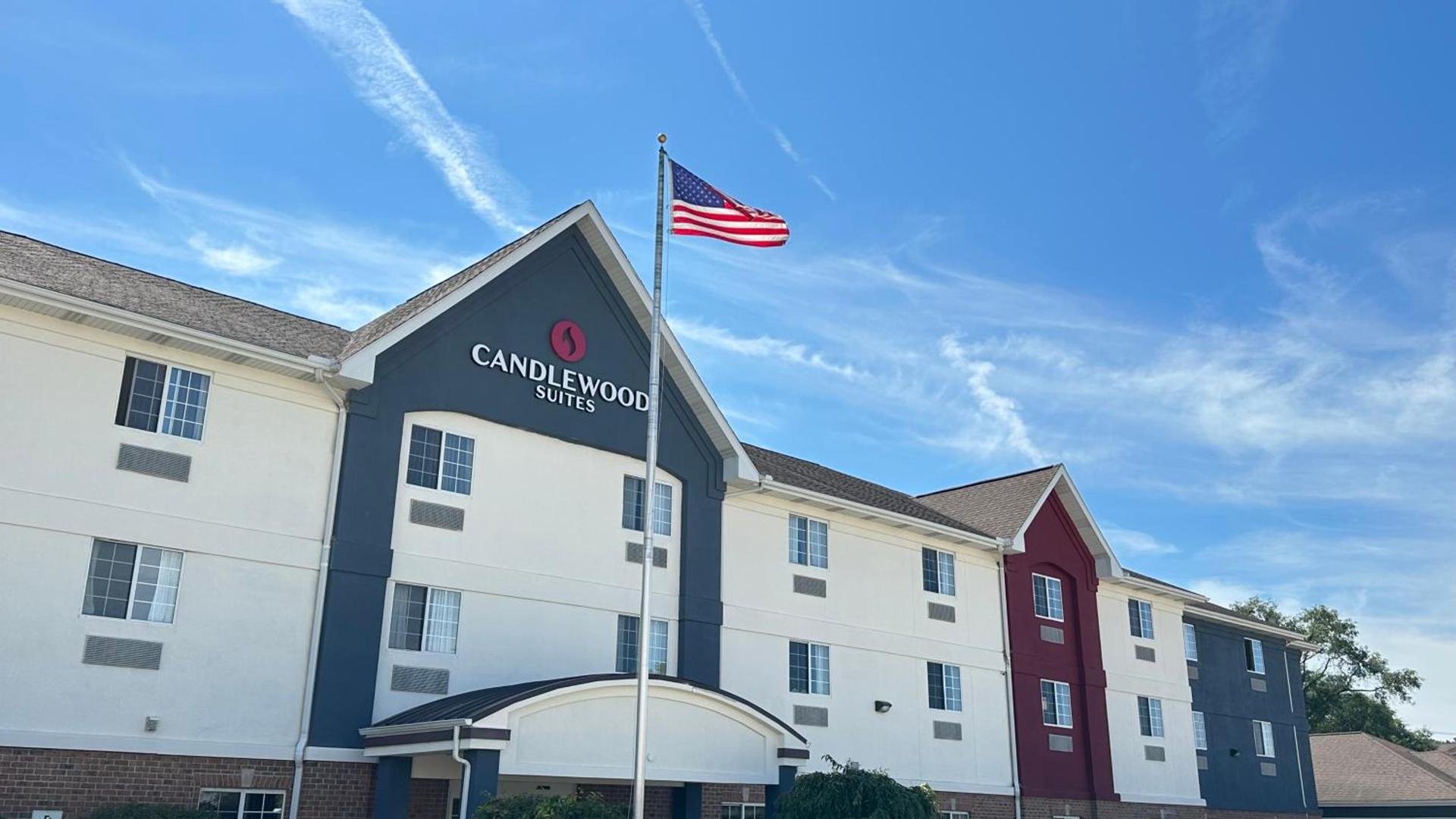 Candlewood Suites South Bend Airport by IHG photo 2