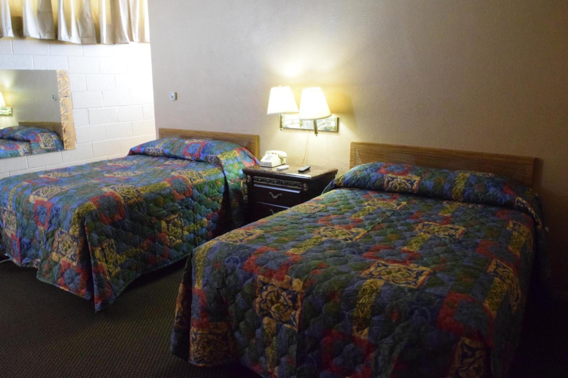 Imperial Motel photo 9