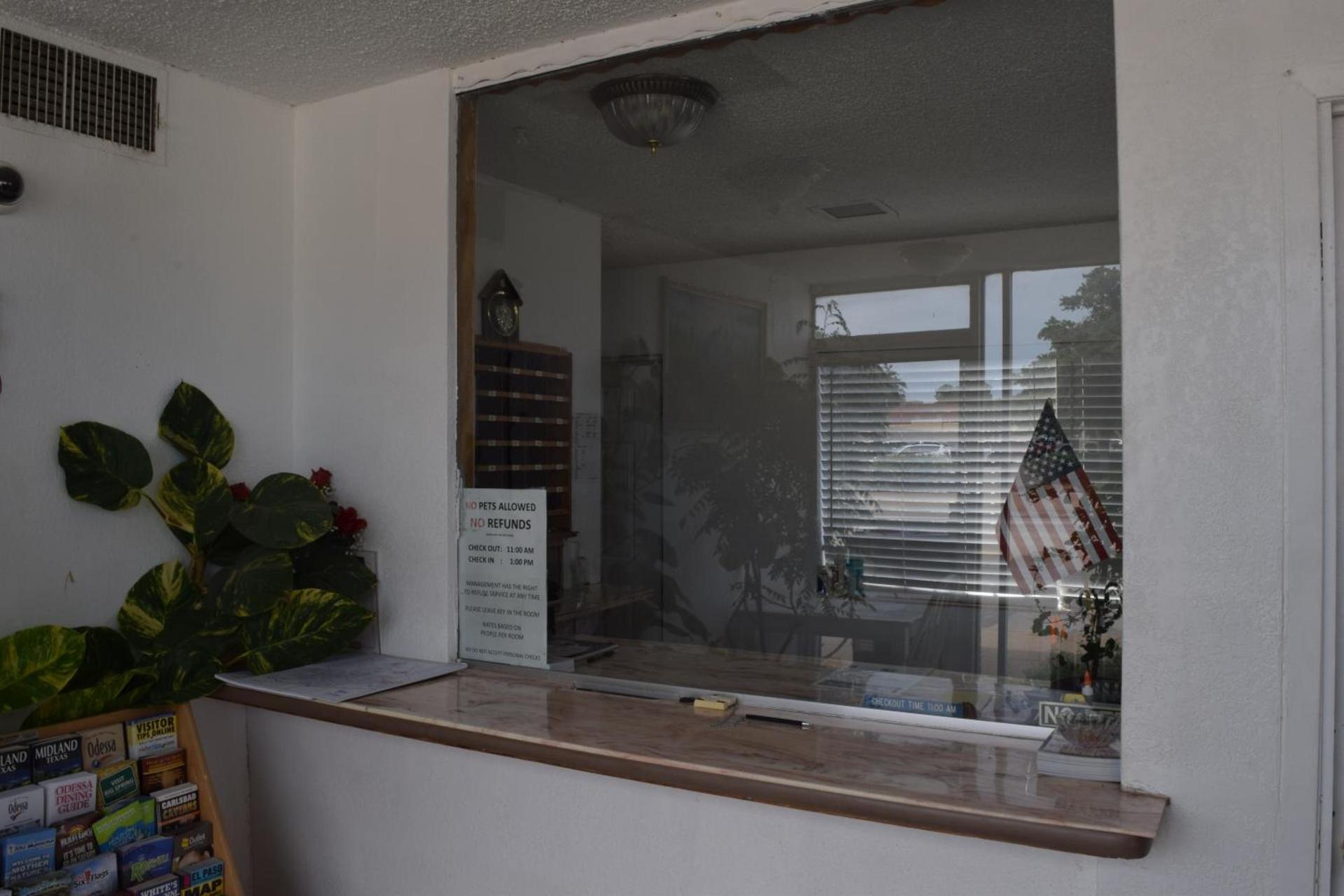 Imperial Motel photo 2