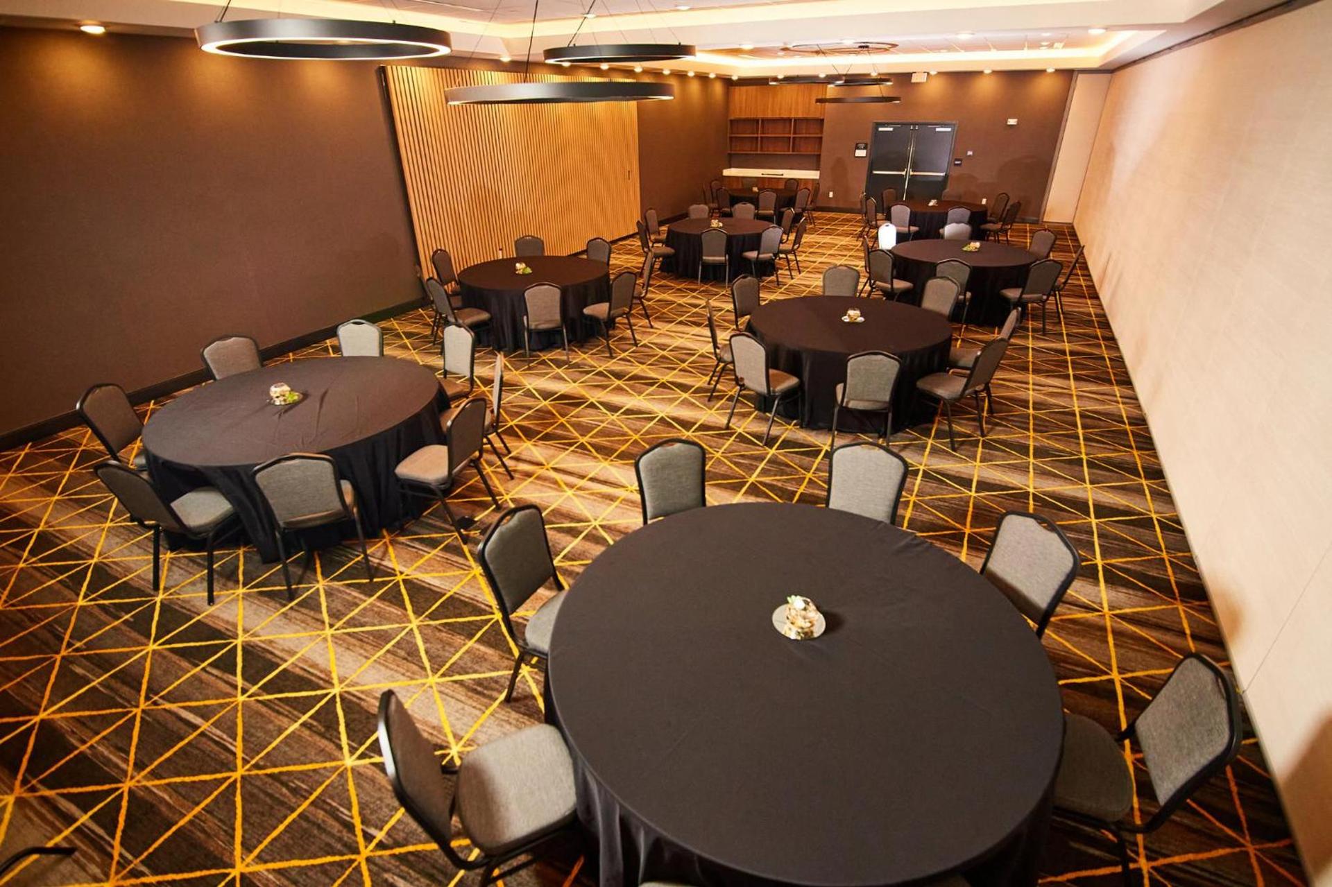 Holiday Inn Fort Worth - Alliance by IHG photo 38