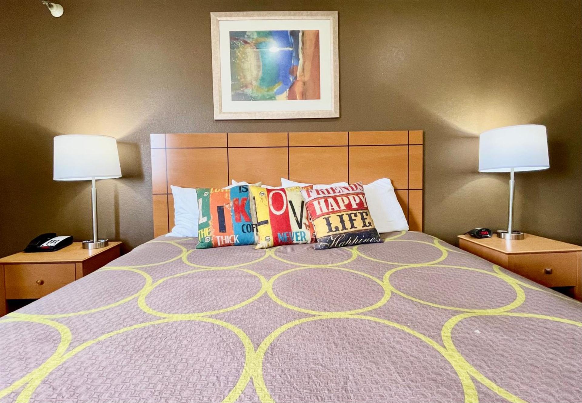 Econo Lodge Quincy photo 12