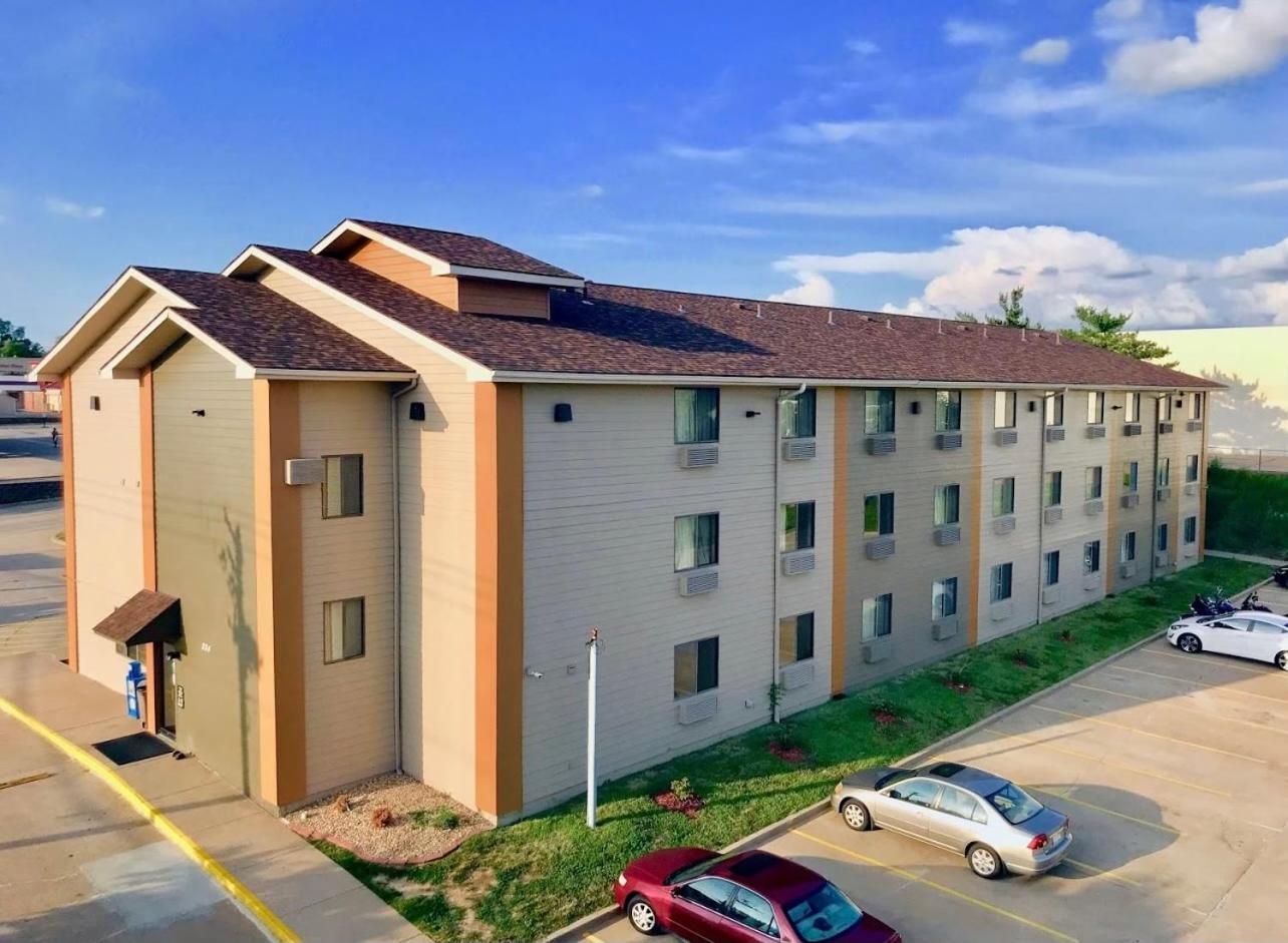 Econo Lodge Quincy photo 2
