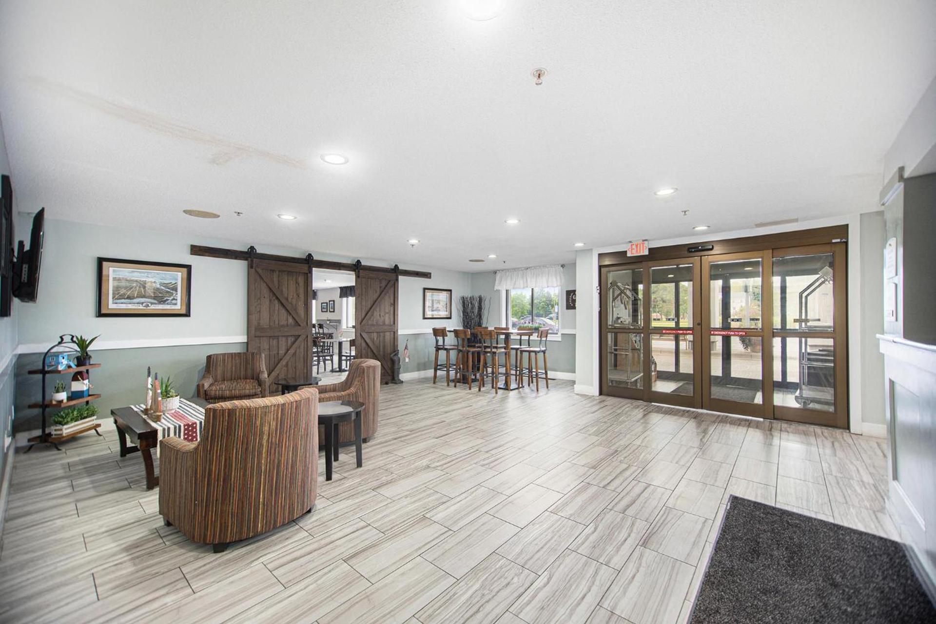 Baymont by Wyndham Grand Haven photo 14