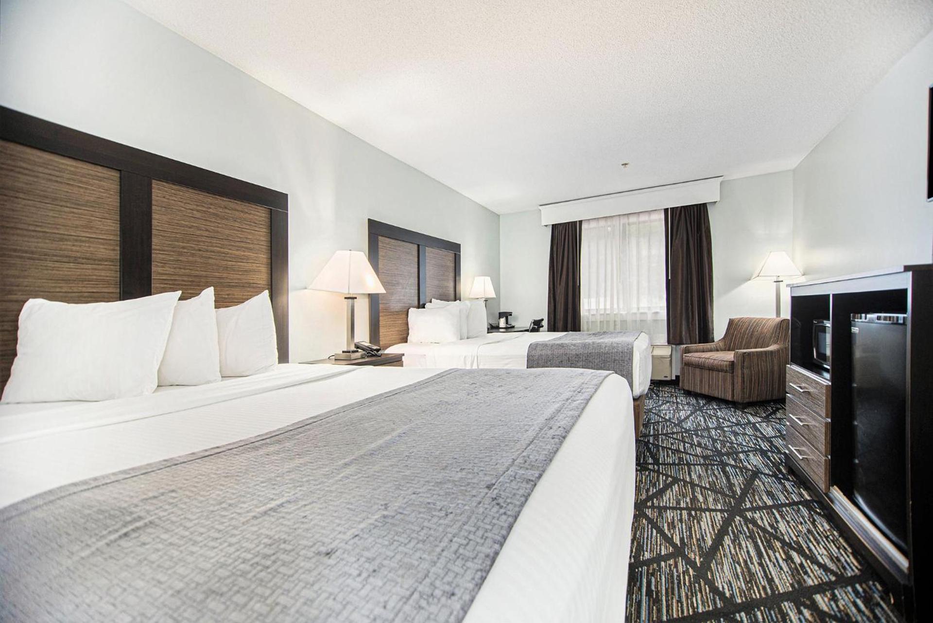 Baymont by Wyndham Grand Haven photo 39