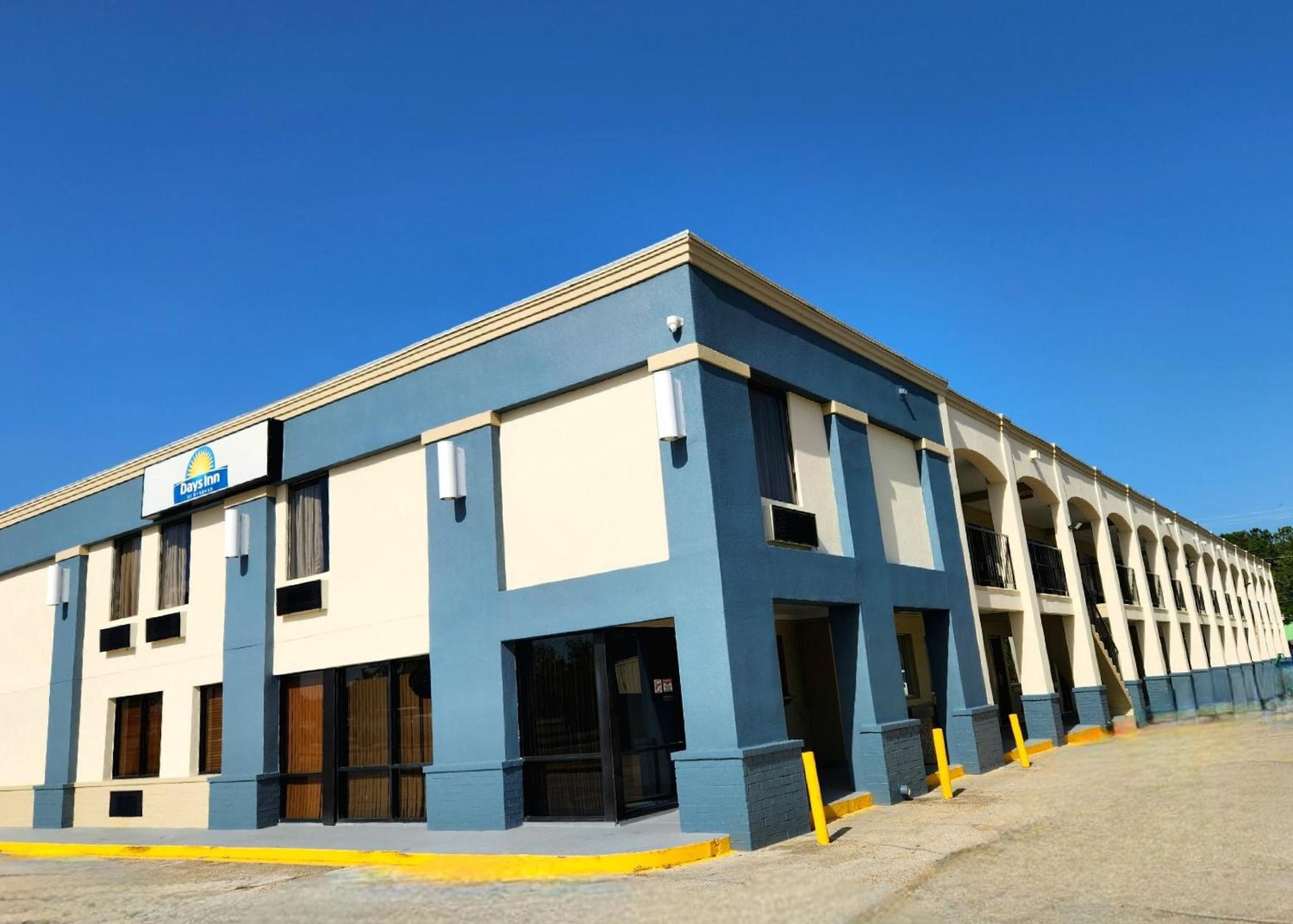 Days Inn by Wyndham Slidell photo 18
