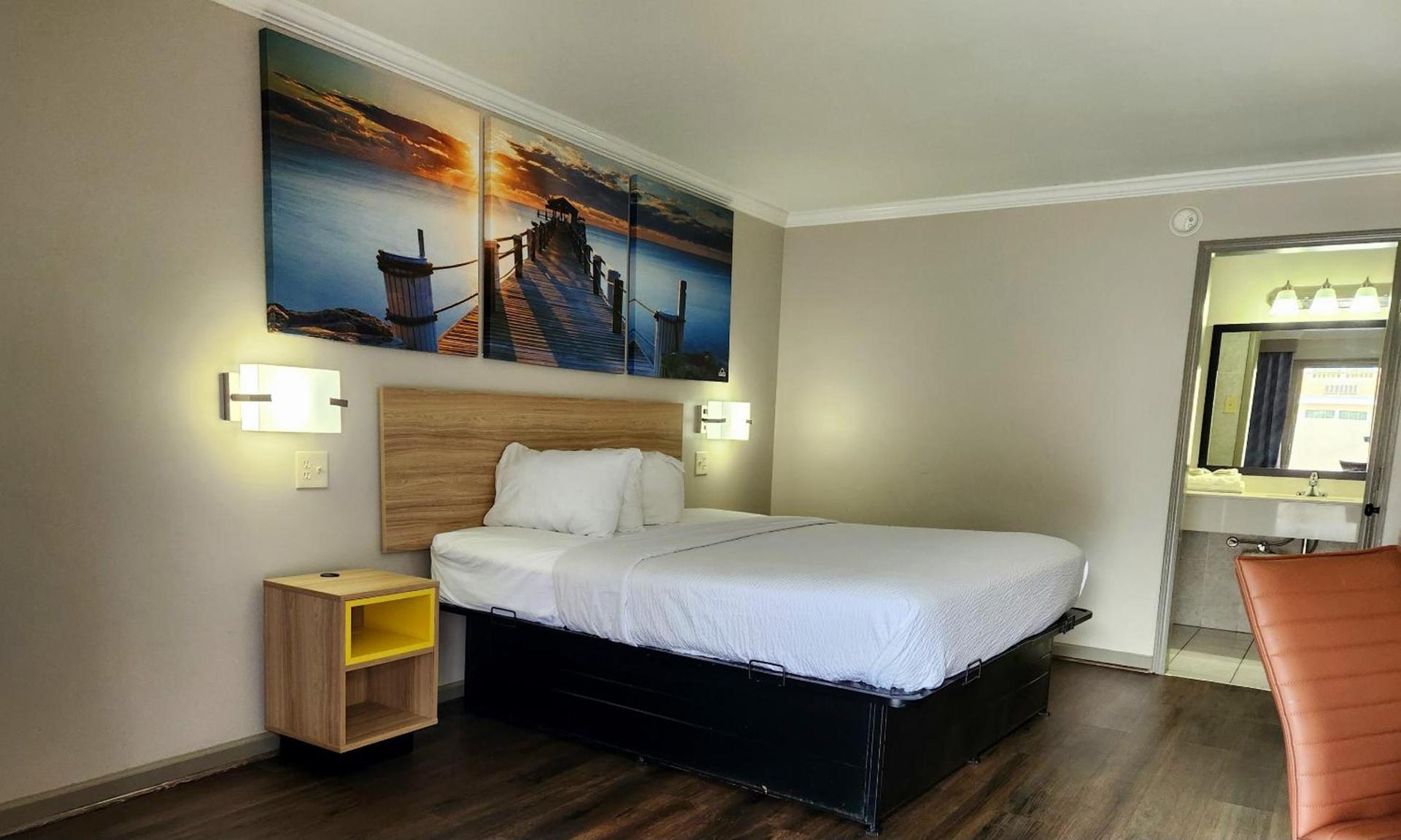 Days Inn by Wyndham Slidell photo 14