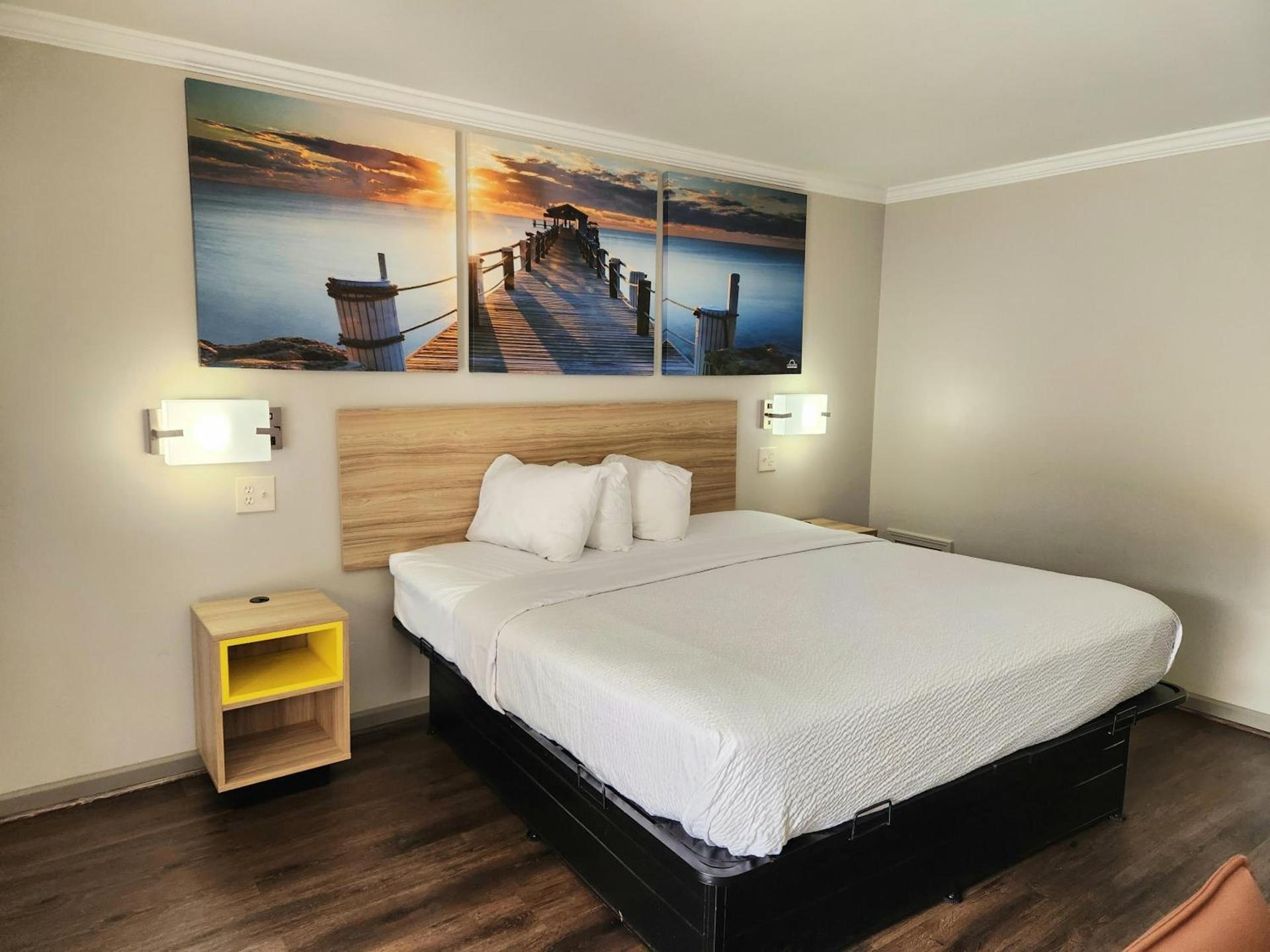Days Inn by Wyndham Slidell photo 19