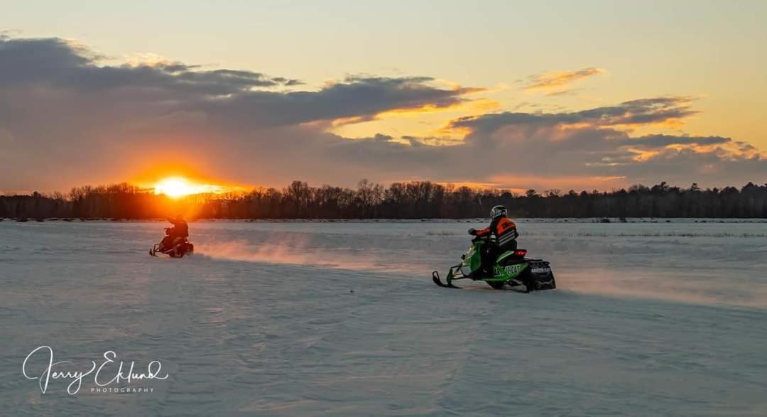 Chase On The Lake photo 21