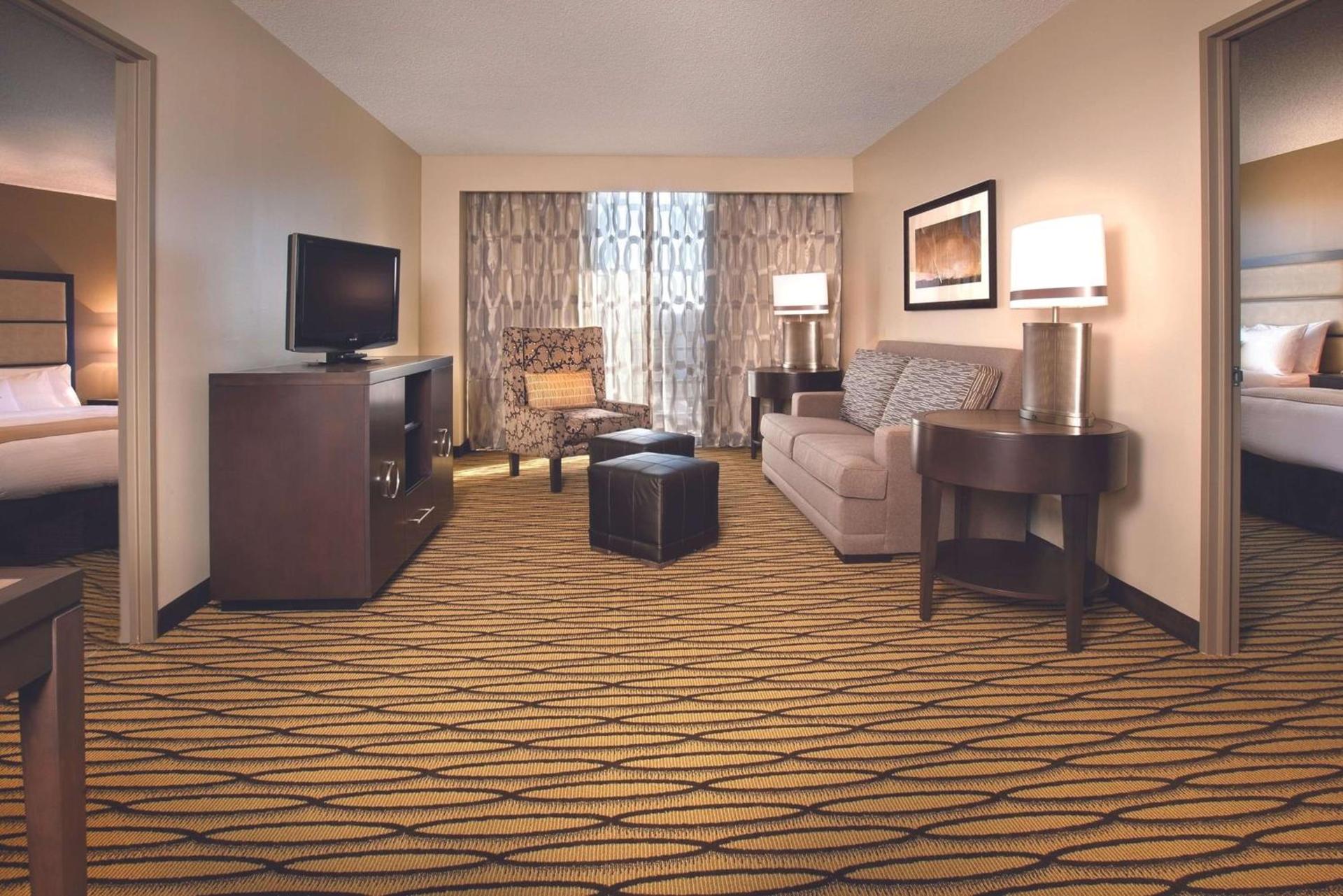 DoubleTree Suites by Hilton Austin Downtown Capitol photo 23