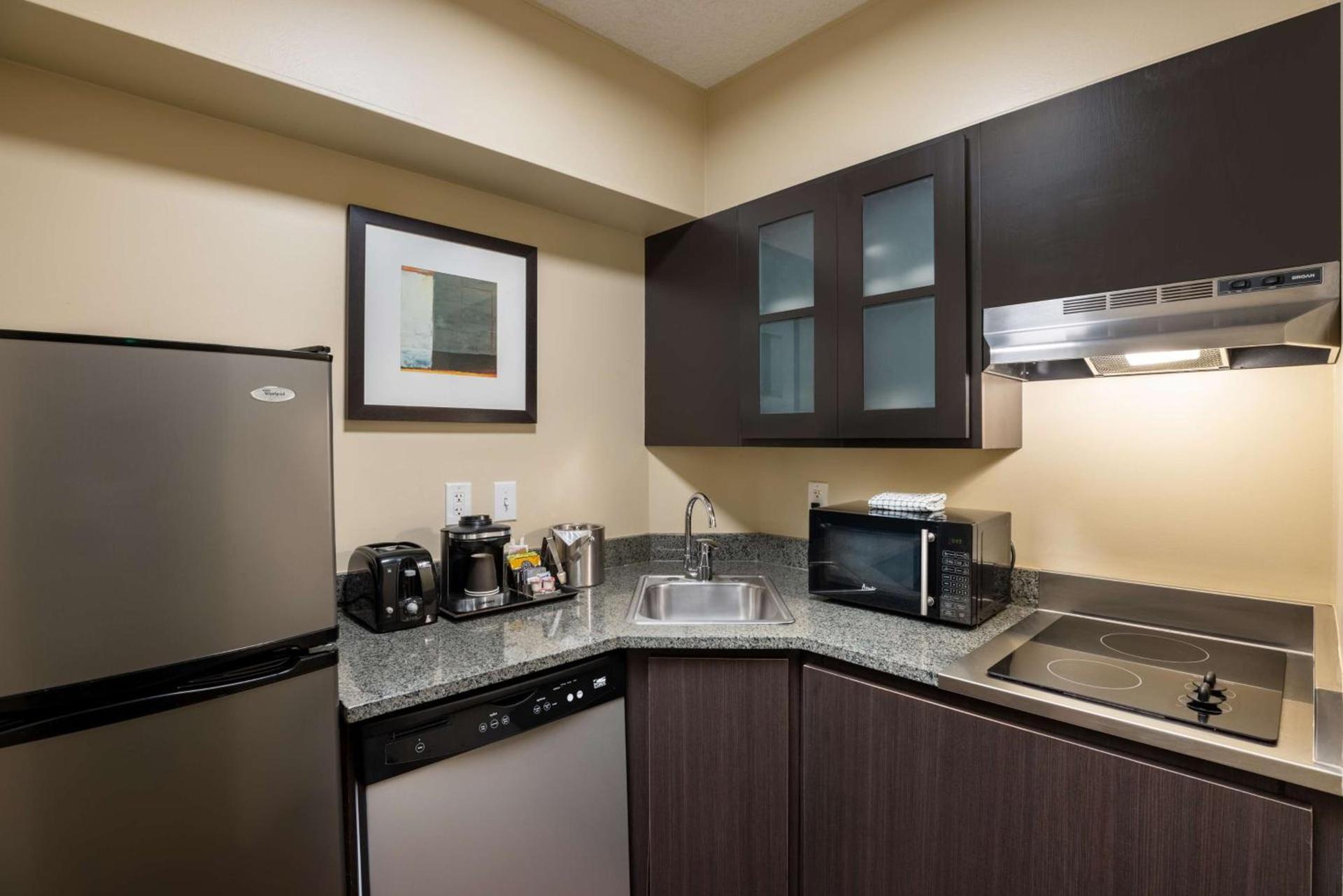 DoubleTree Suites by Hilton Austin Downtown Capitol photo 67