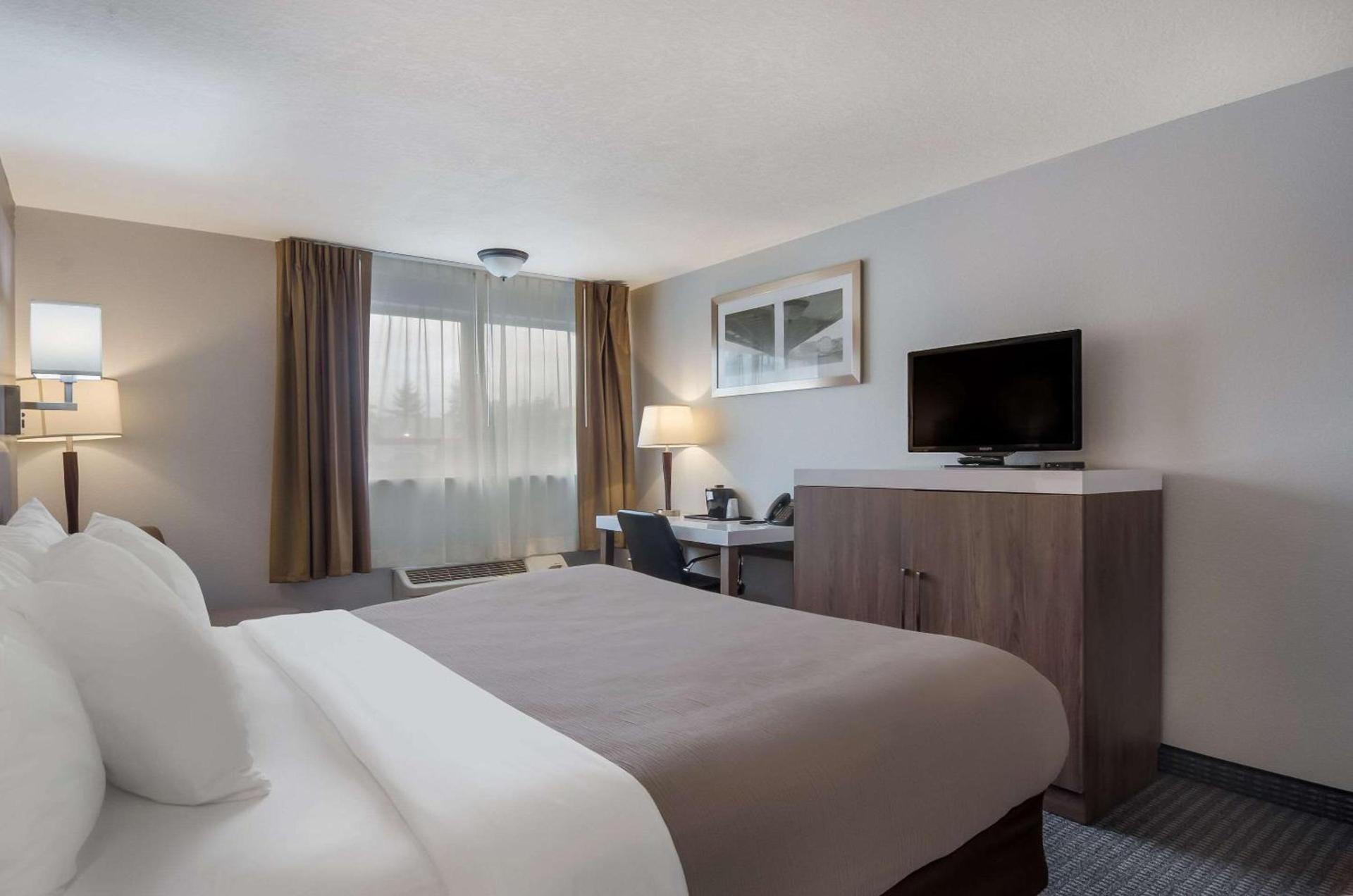Quality Inn & Suites Silverdale Bangor-Keyport photo 7