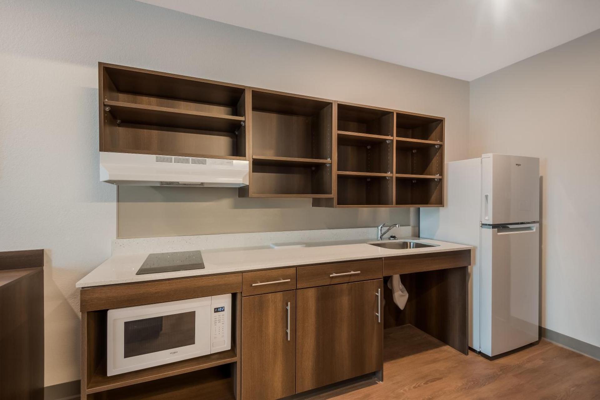 WoodSpring Suites Bellflower - Los Angeles photo 21