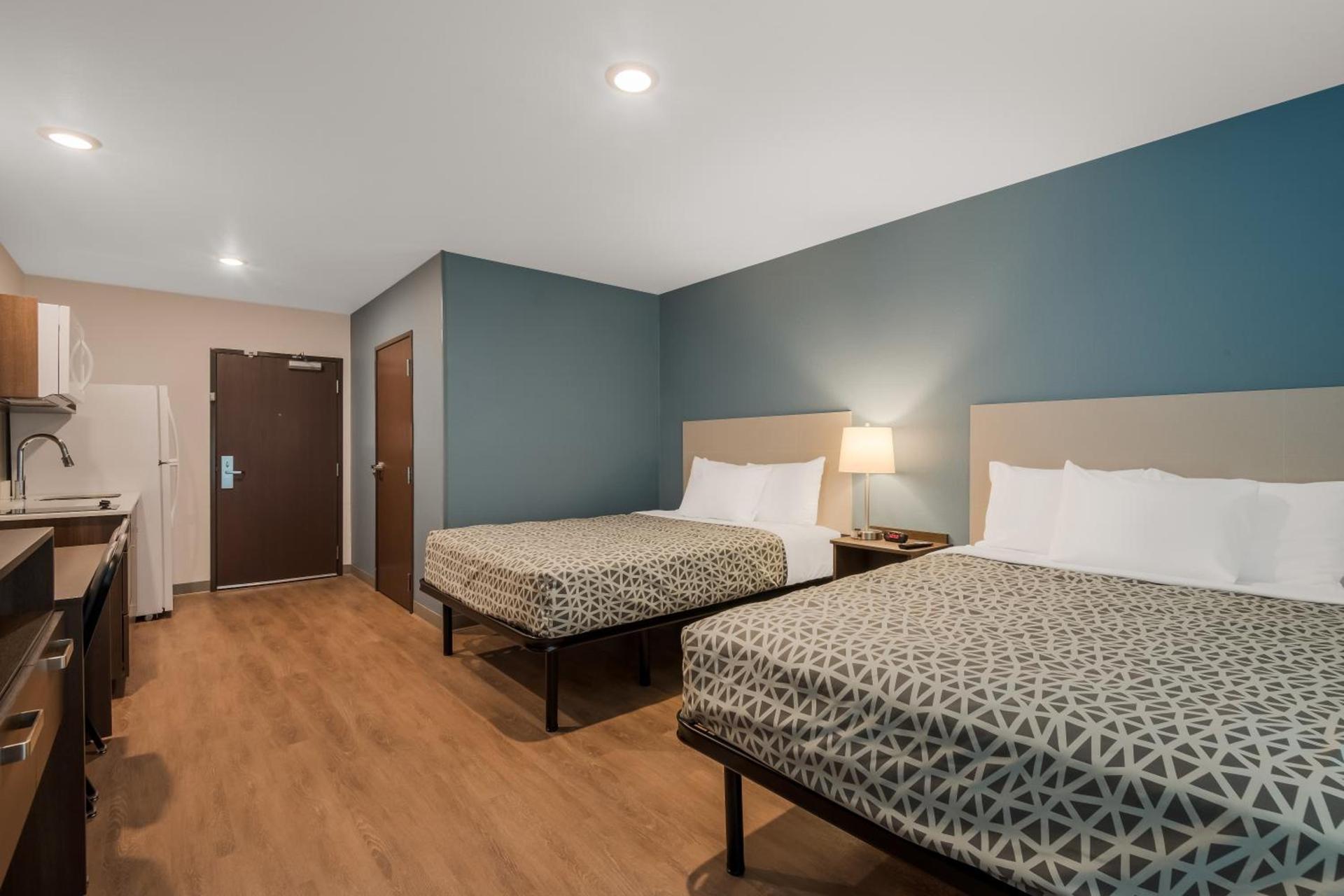 WoodSpring Suites Bellflower - Los Angeles photo 4