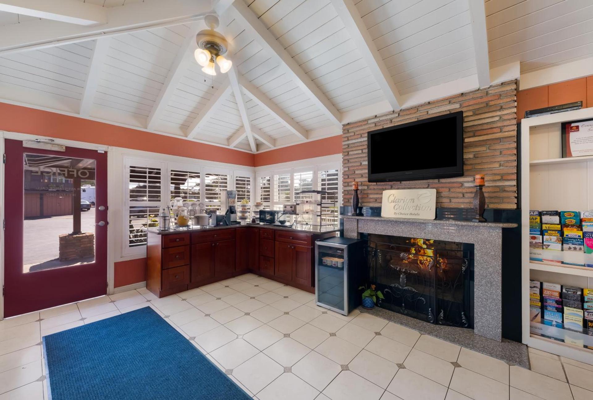 Clarion Collection Wilkie's Inn Pacific Grove - Monterey photo 24