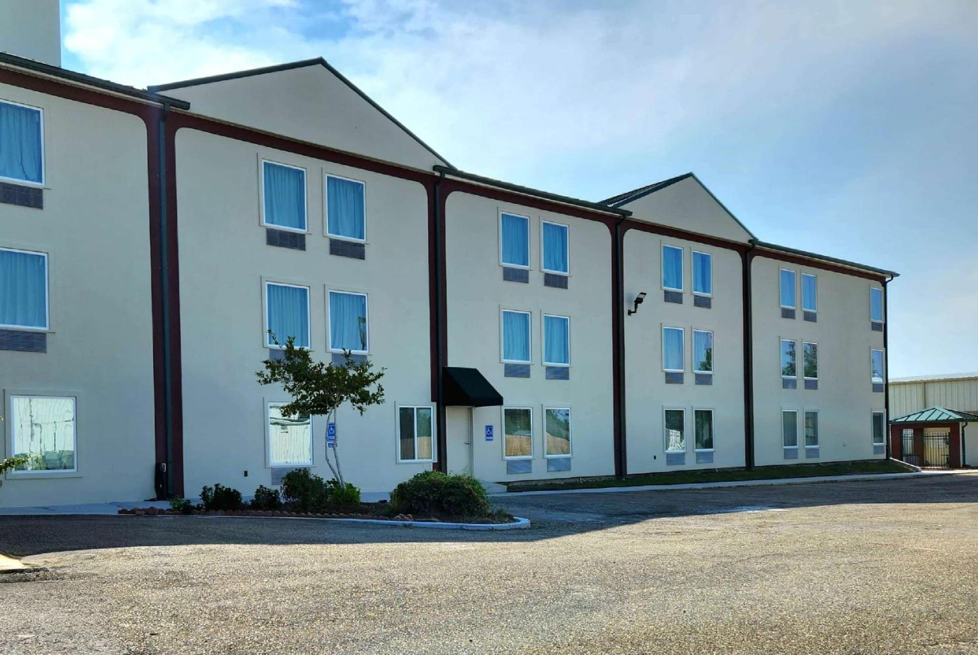 Days Inn by Wyndham LaPlace- New Orleans — hotel in Laplace