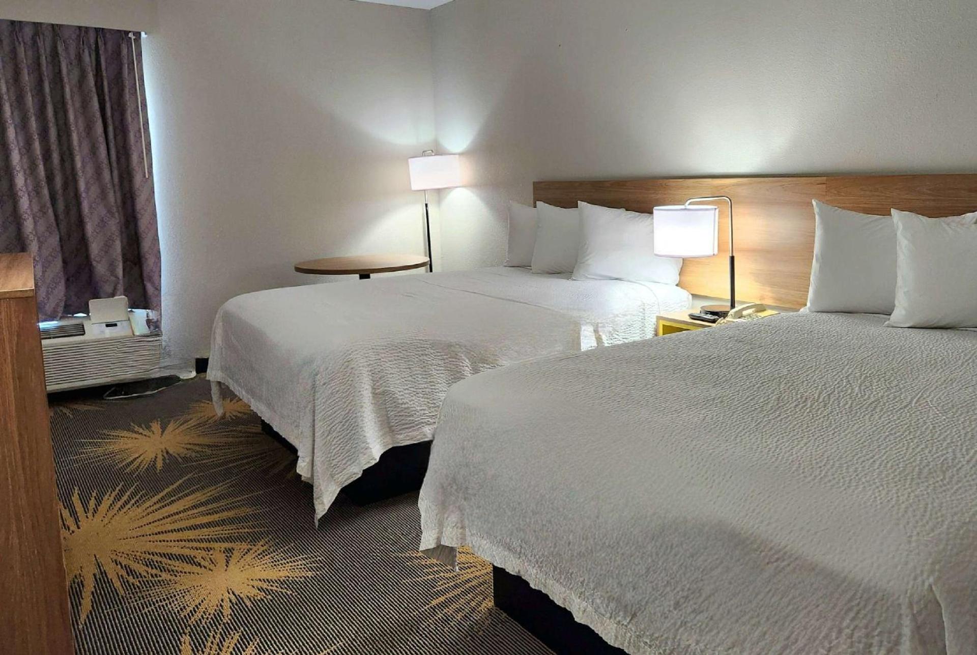 Days Inn by Wyndham LaPlace- New Orleans photo 14