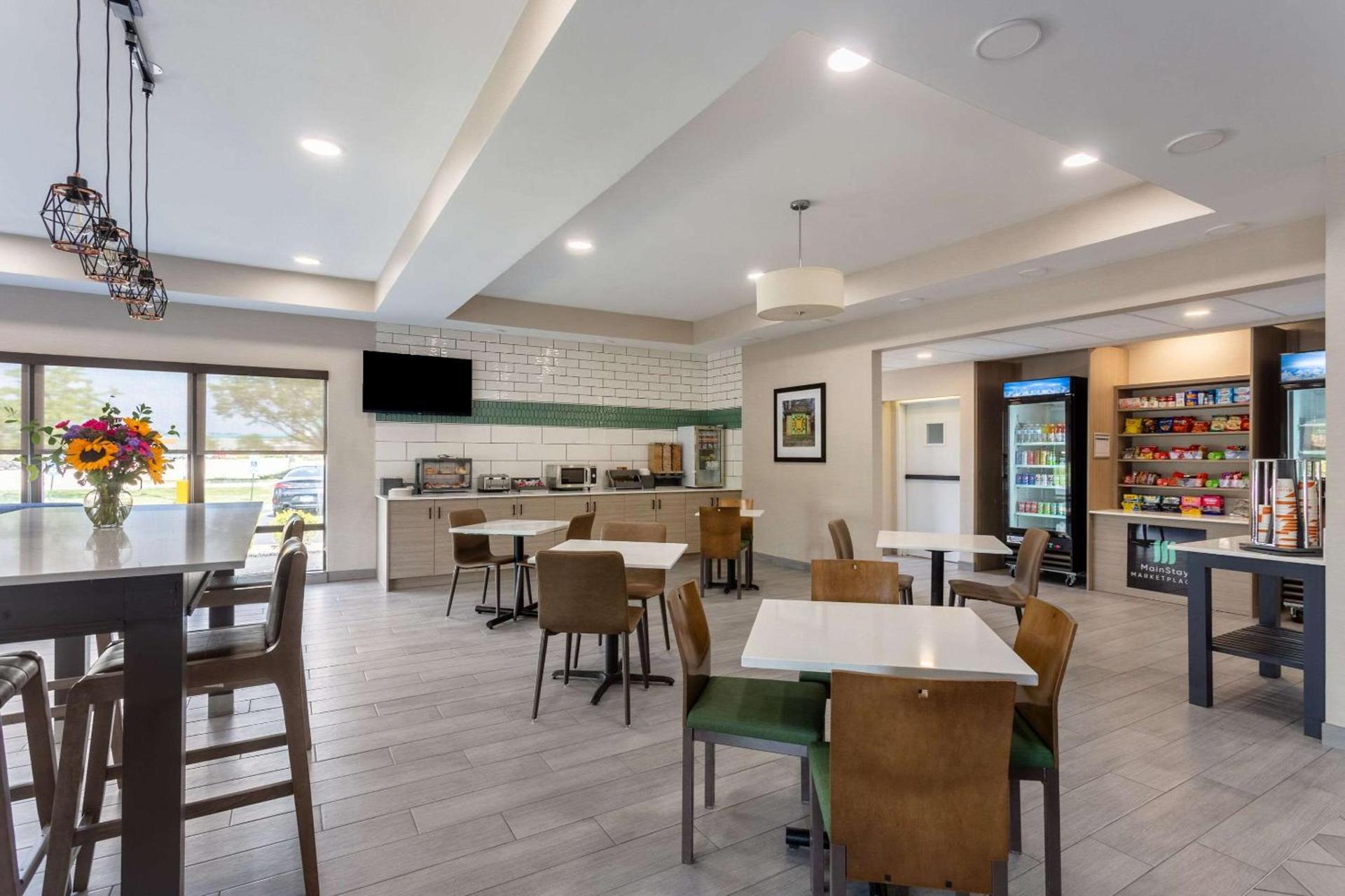 MainStay Suites Bourbonnais - Kankakee photo 34