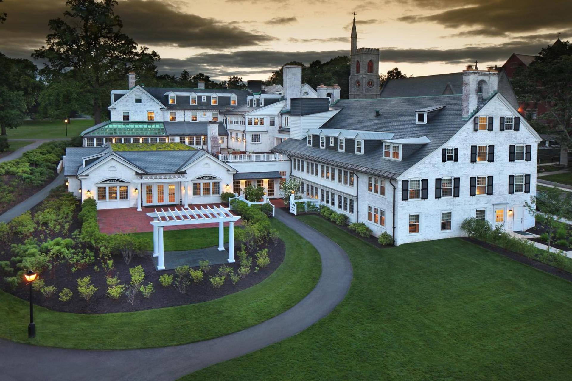 Inn on Boltwood photo 2
