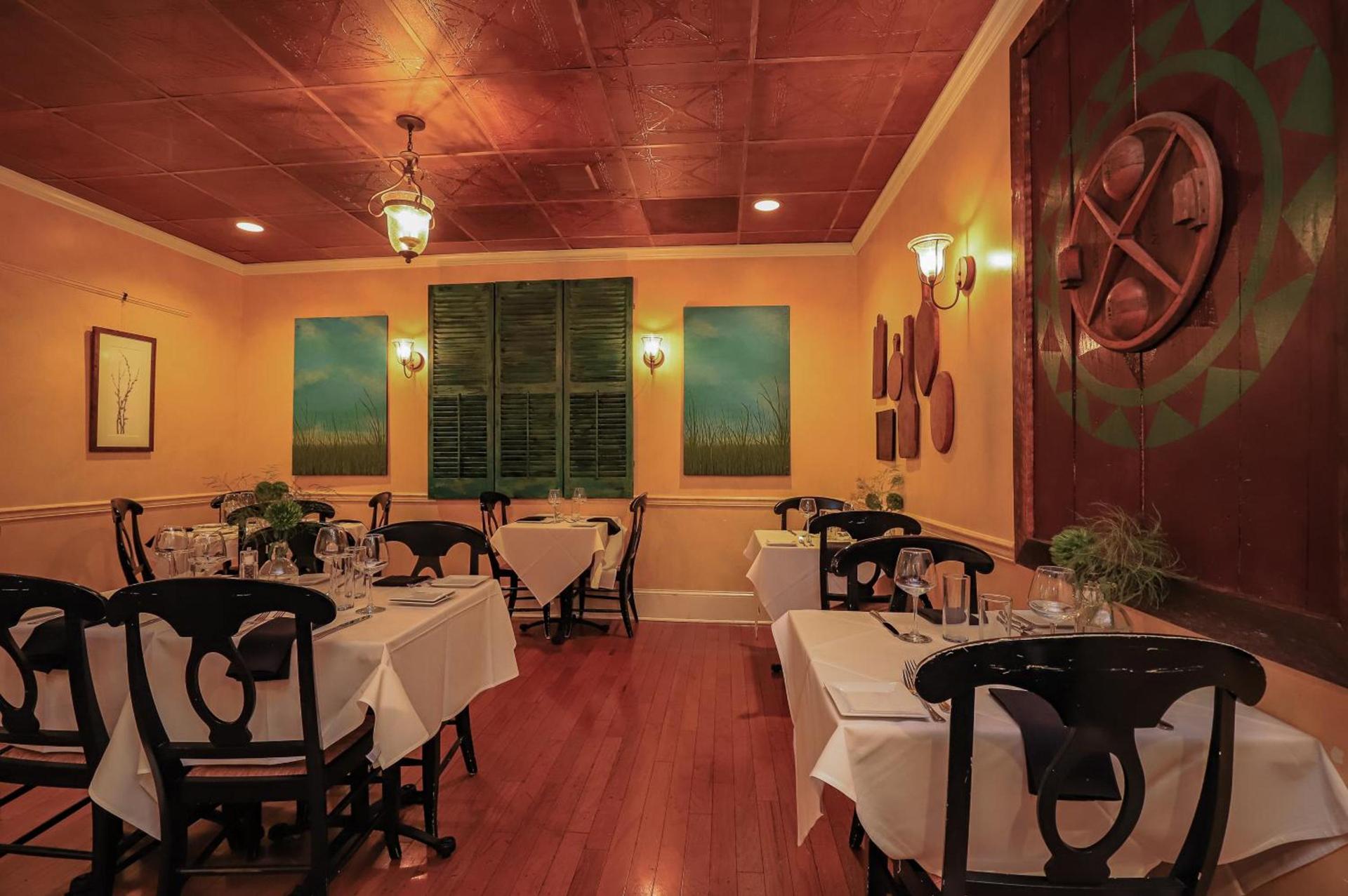The Charlotte Hotel & Restaurant photo 4