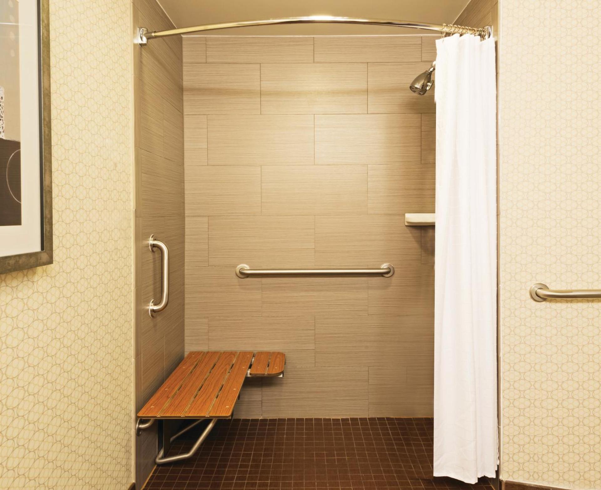 DoubleTree Suites by Hilton Austin Downtown Capitol photo 73