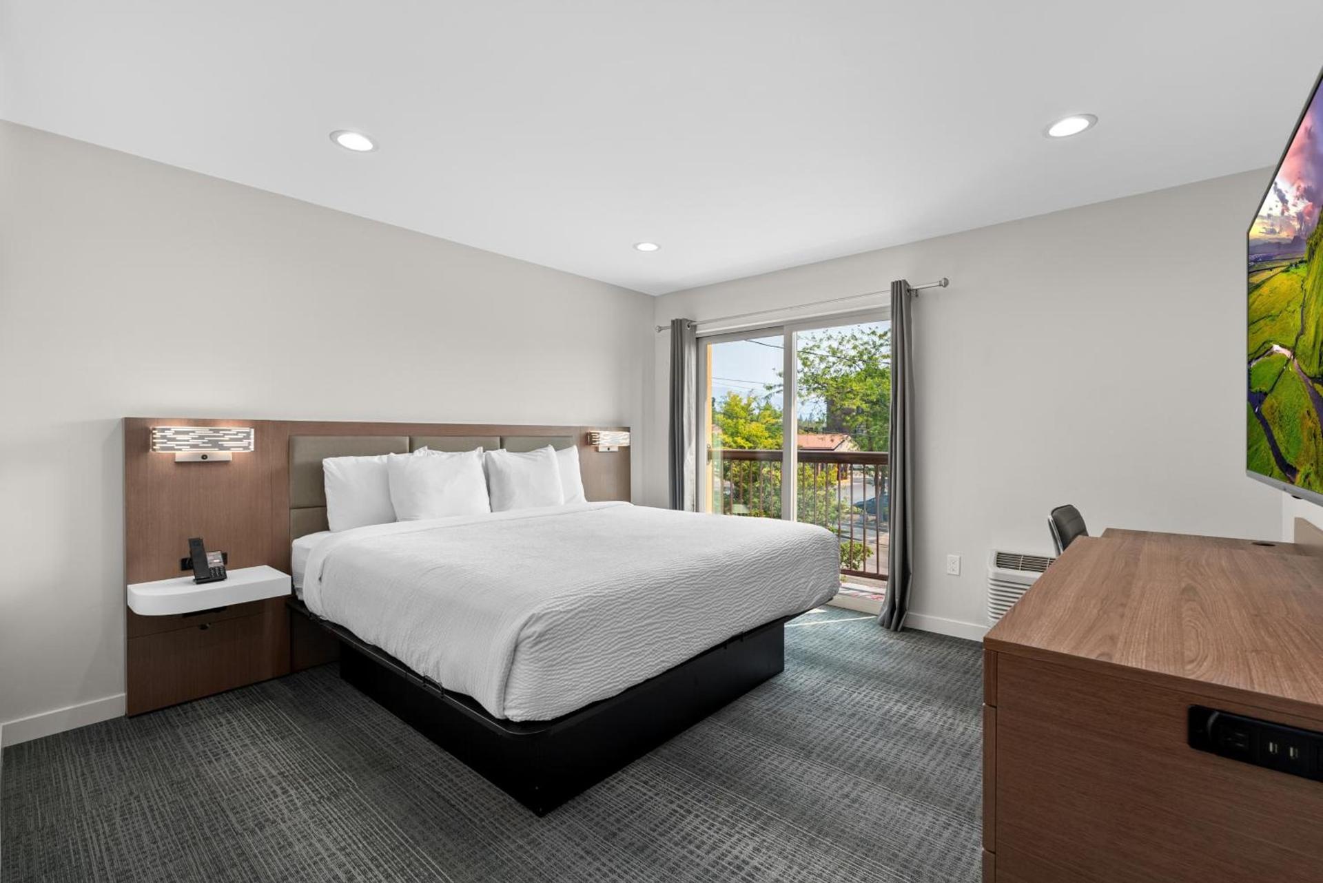 Sandpoint Hotel & Suites Downtown photo 61