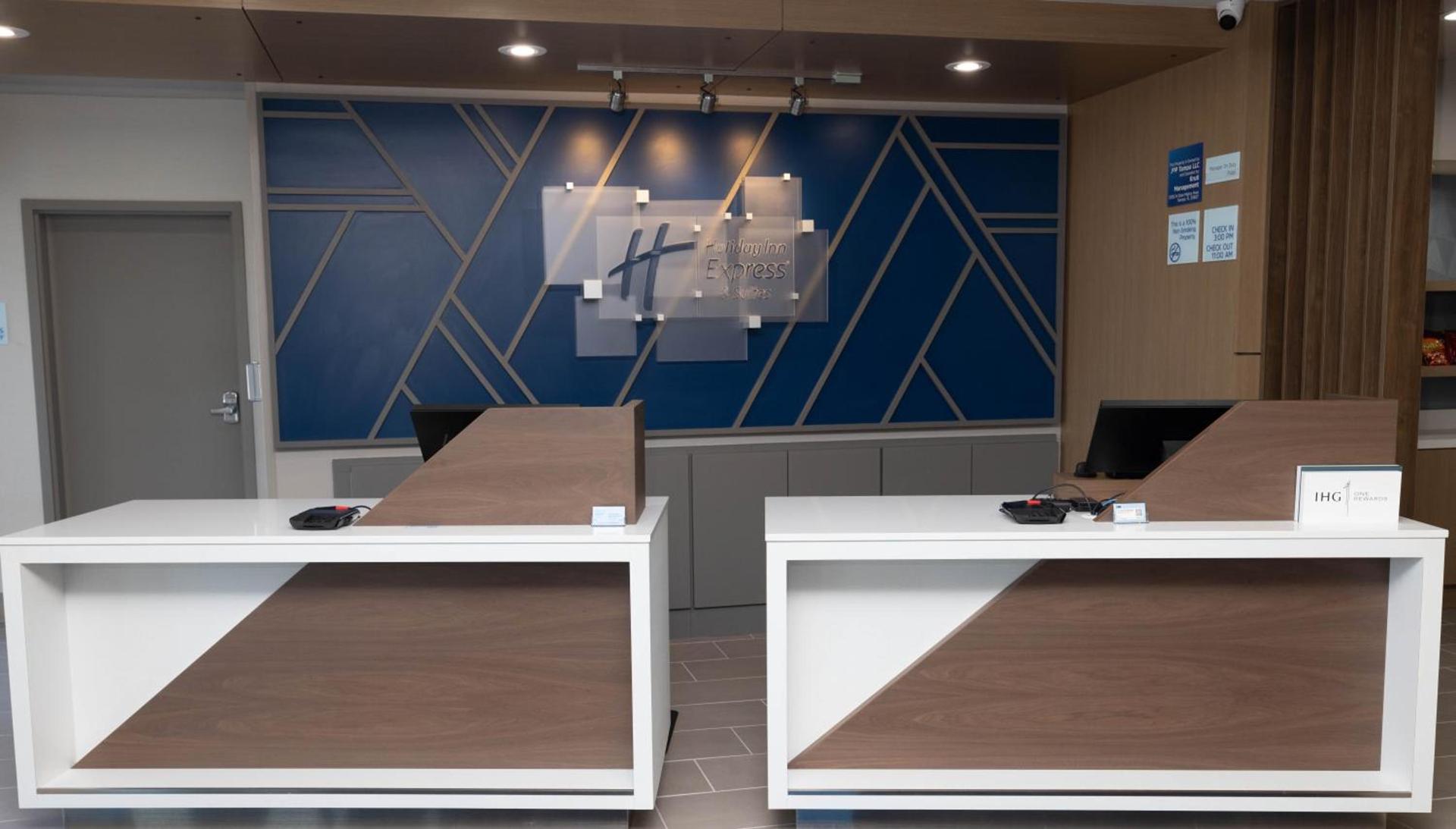 Holiday Inn Express & Suites Tampa Stadium - Airport Area by IHG photo 15