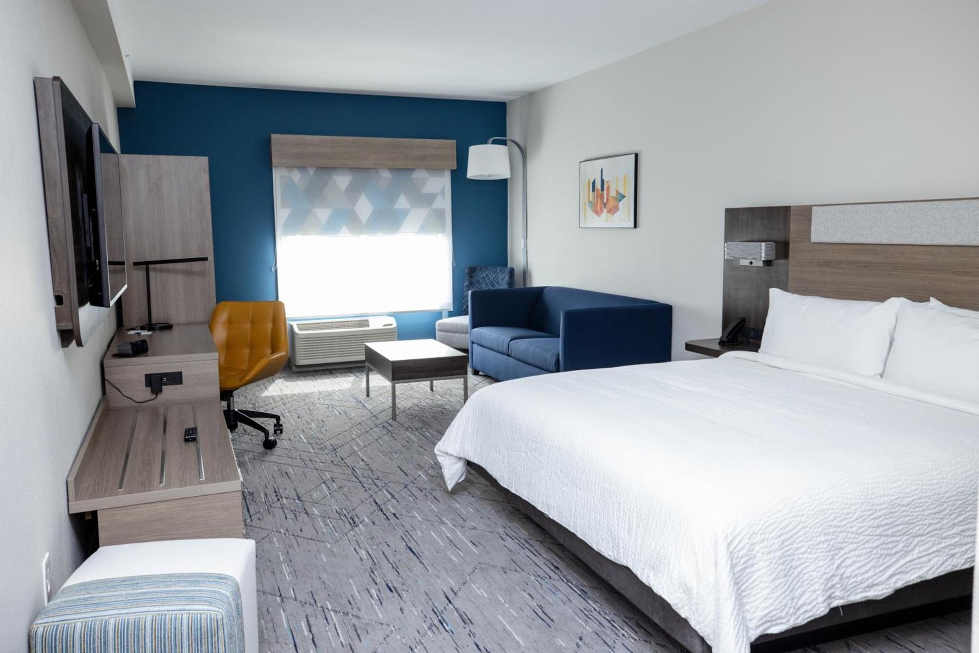 Holiday Inn Express & Suites Tampa Stadium - Airport Area by IHG photo 18