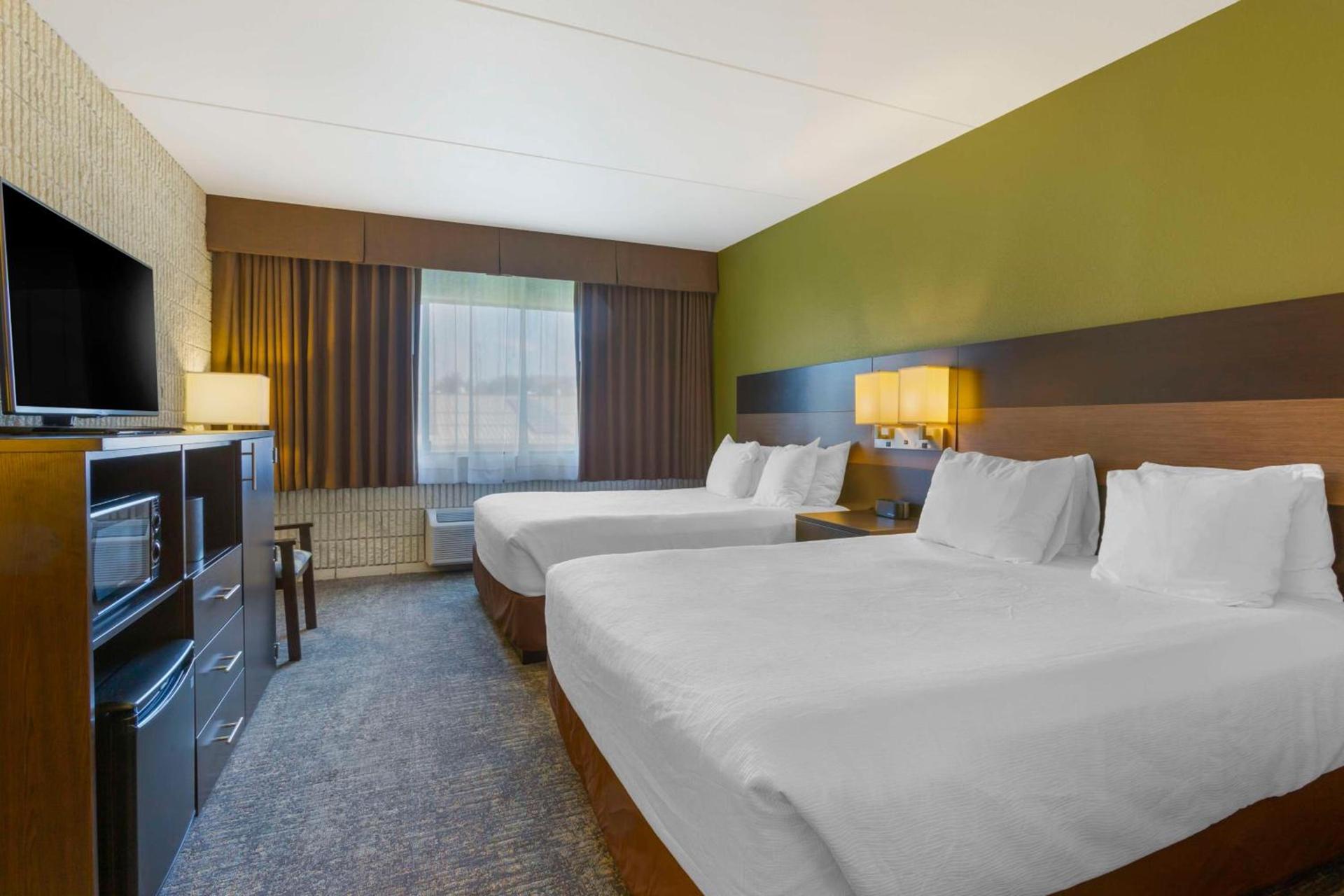 Best Western Plus University Inn photo 4